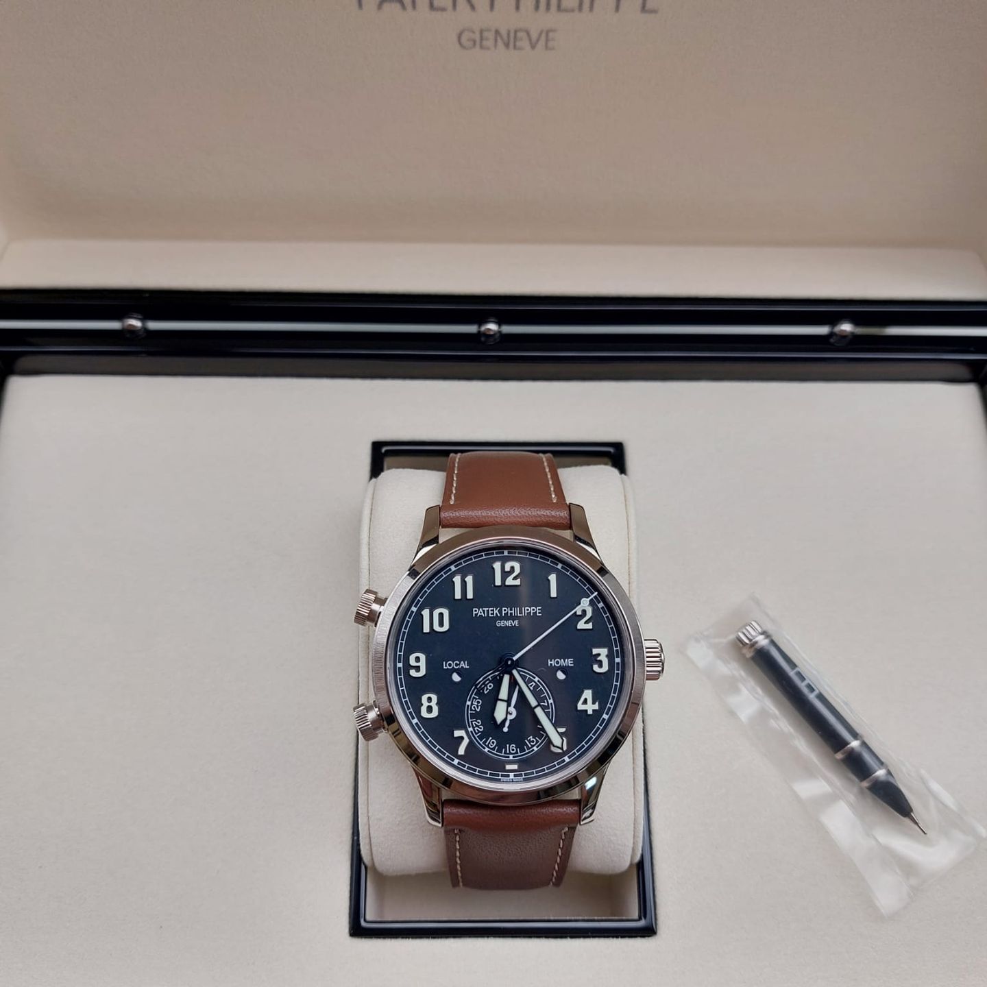 Patek Philippe Travel Time 5524G-001 - (3/7)