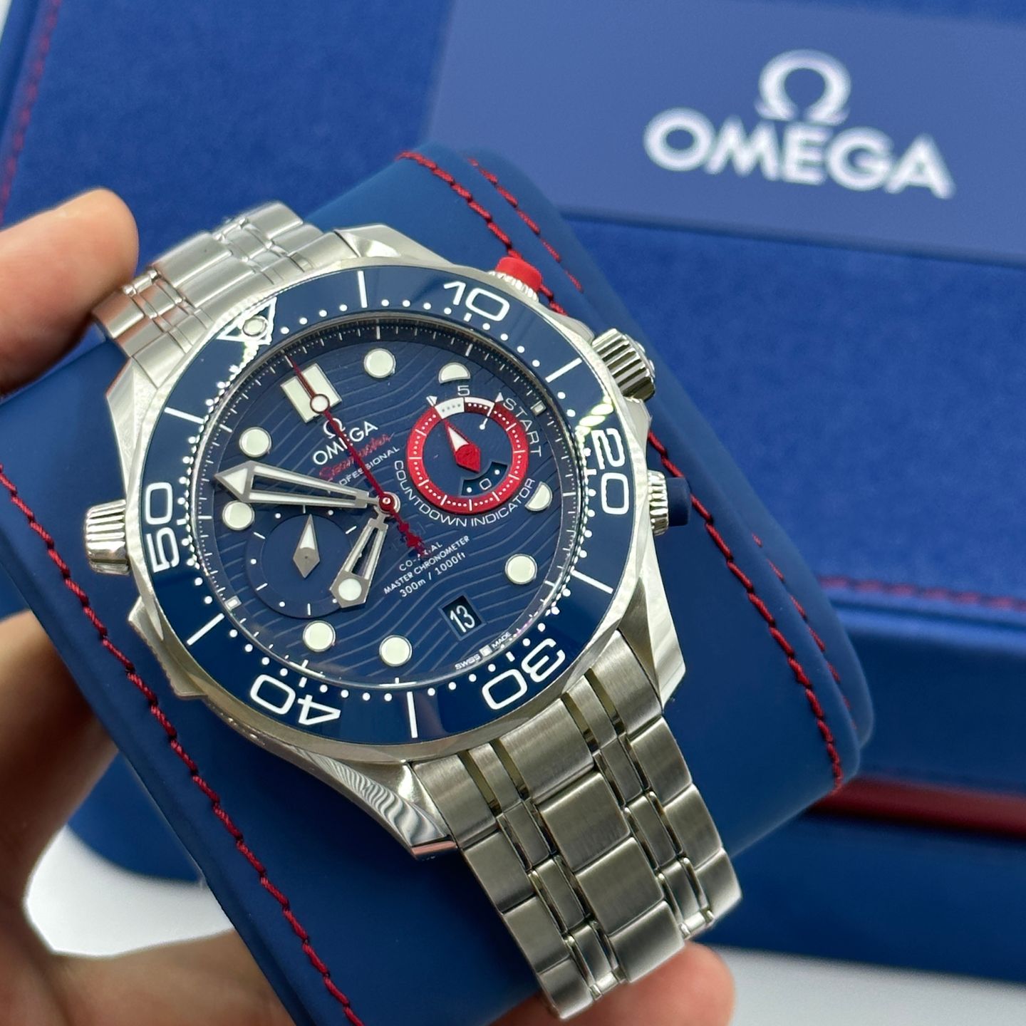 Omega Seamaster Diver 300 M 210.30.44.51.03.002 (2023) - Blauw wijzerplaat 44mm Staal (5/8)