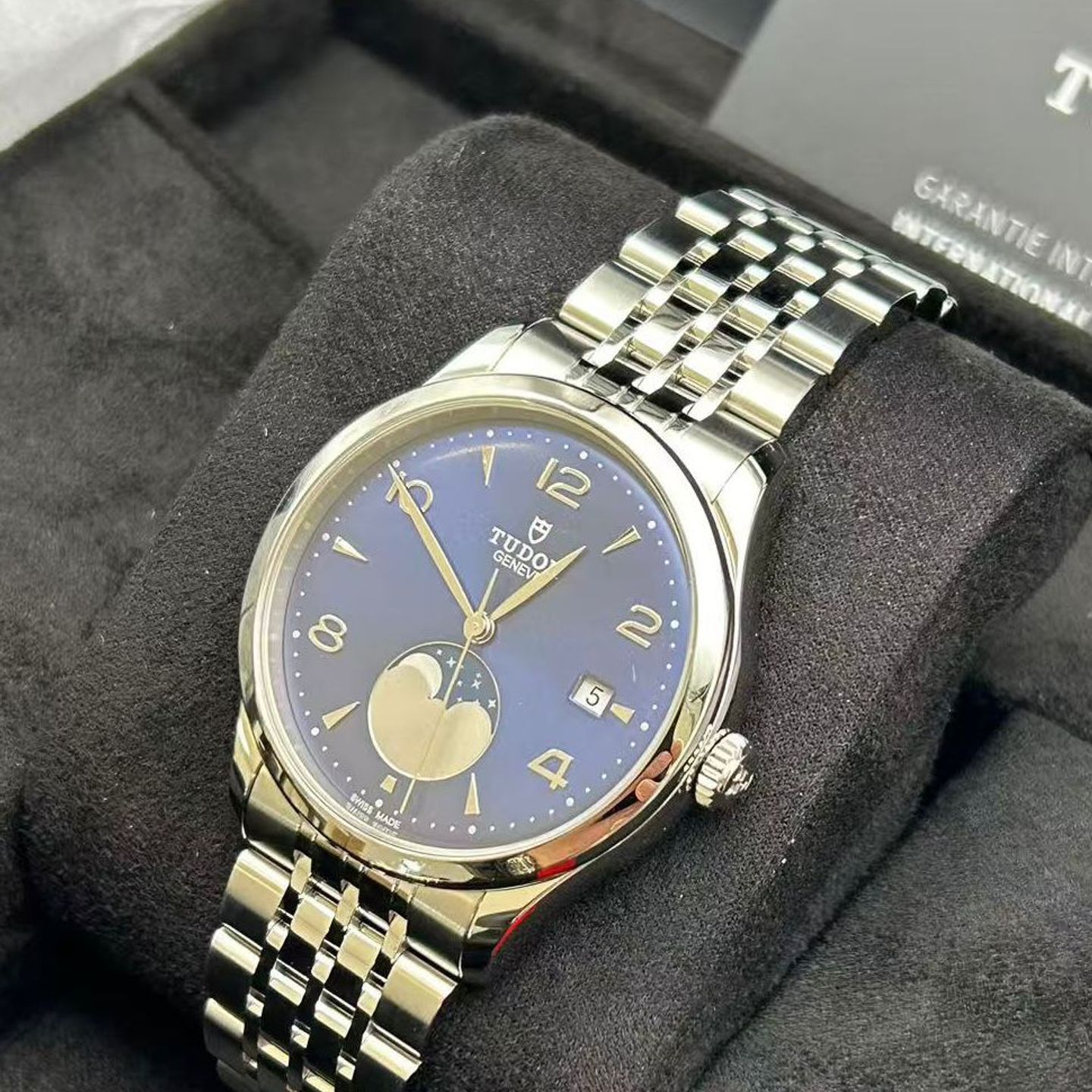 Tudor 1926 91560 (2025) - Blue dial 39 mm Steel case (2/8)
