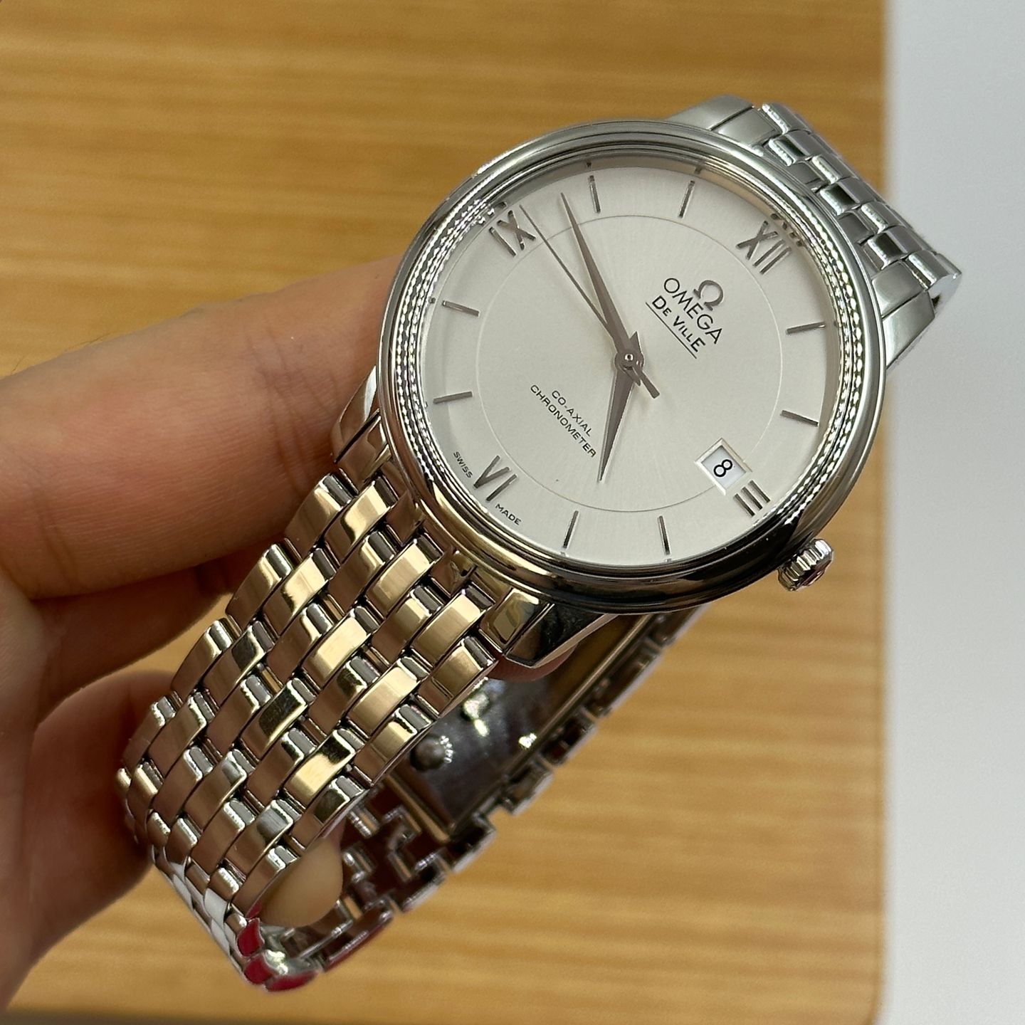 Omega De Ville Prestige 424.10.37.20.02.001 (2024) - Silver dial 37 mm Steel case (6/8)