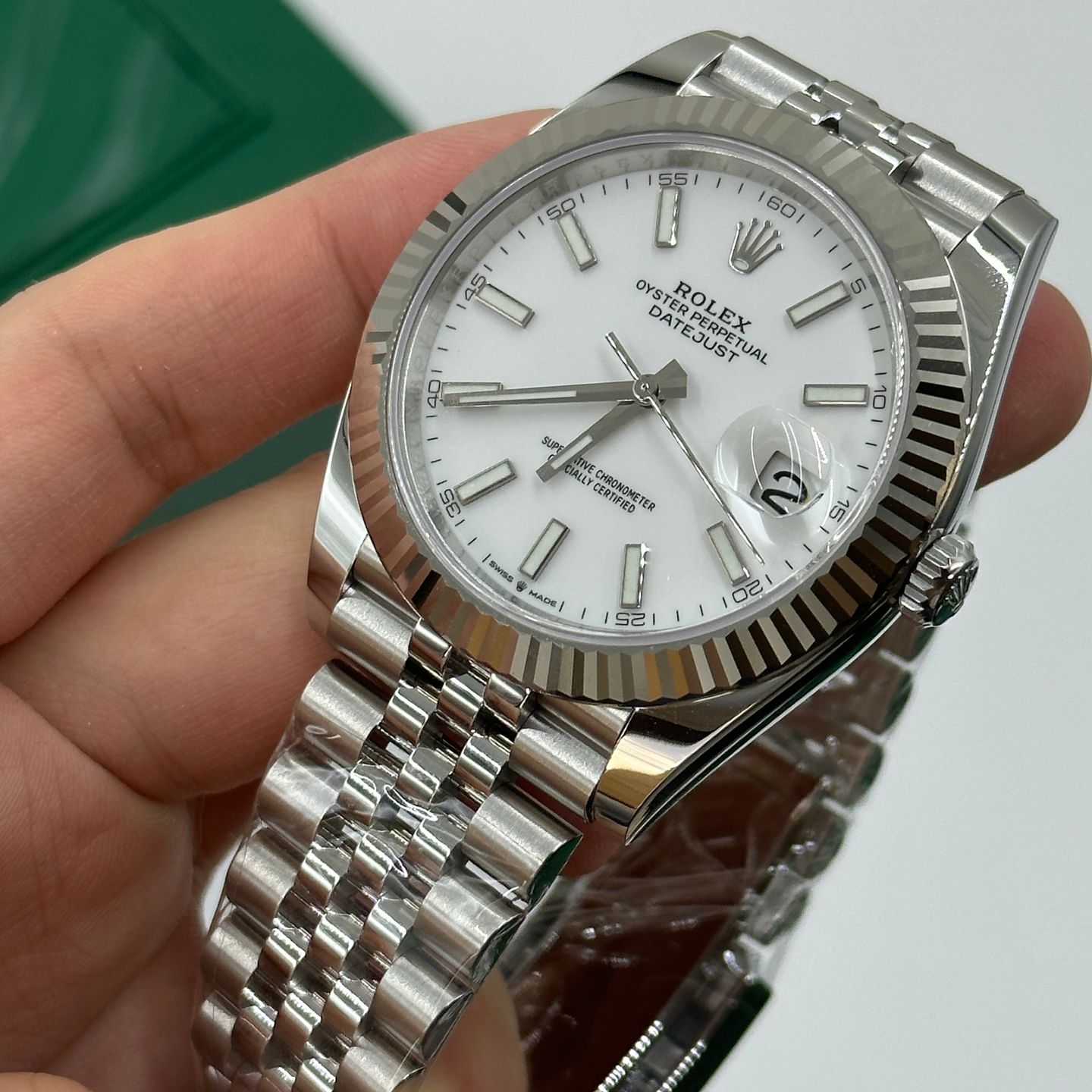 Rolex Datejust 41 126334 (2022) - White dial 41 mm White Gold case (7/8)