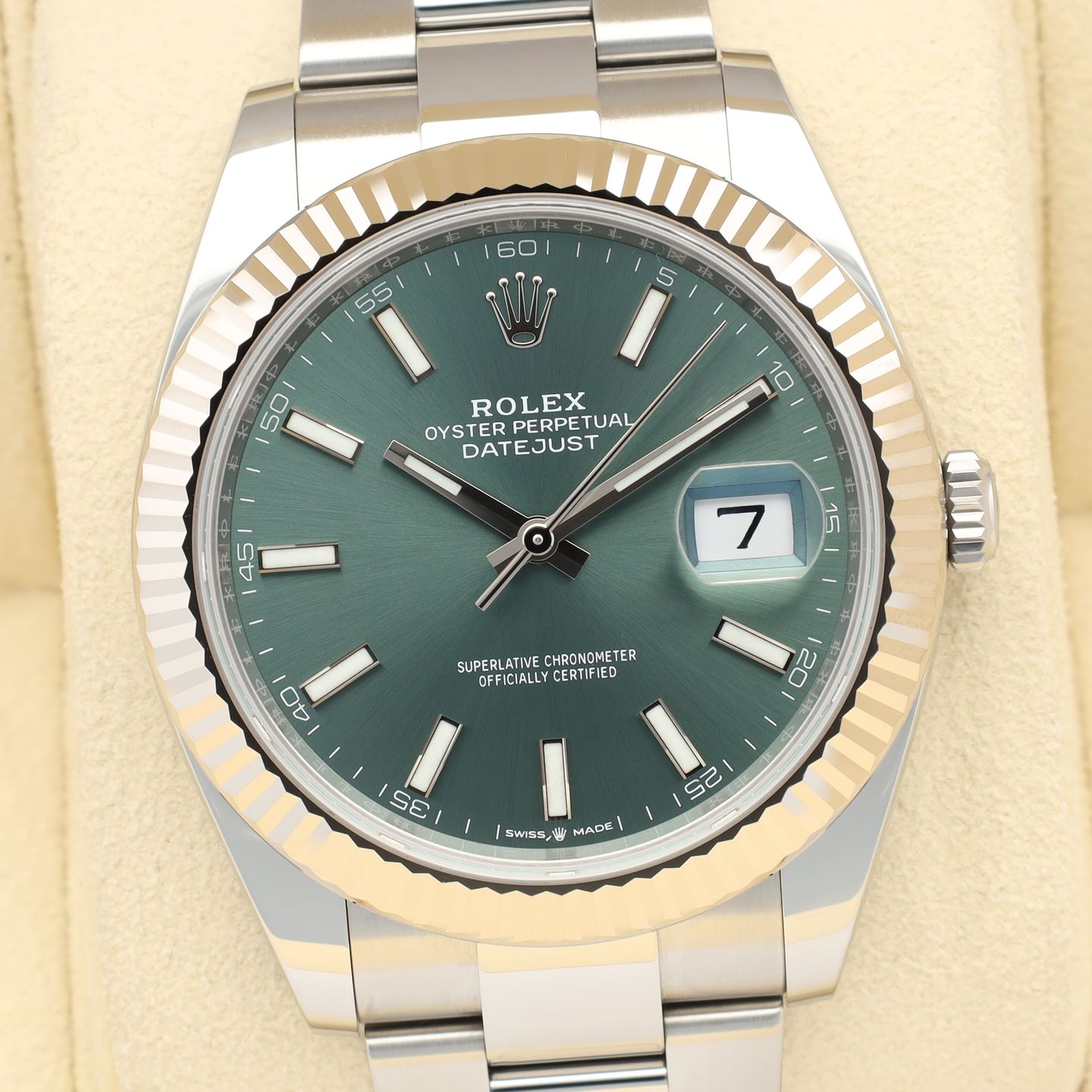 Rolex Datejust 41 126334 (2024) - Groen wijzerplaat 41mm Staal (1/7)