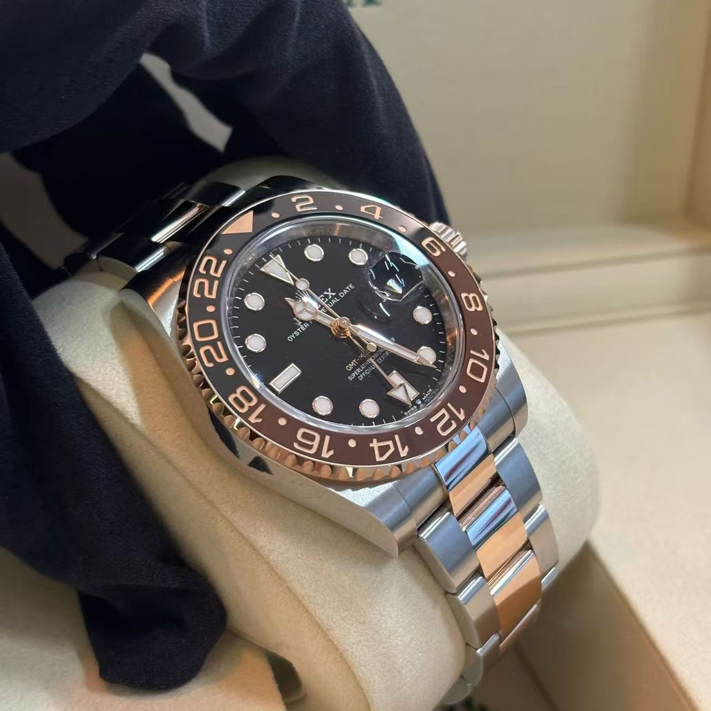 Rolex GMT-Master II 126711CHNR (2020) - Zwart wijzerplaat 40mm Goud/Staal (1/4)