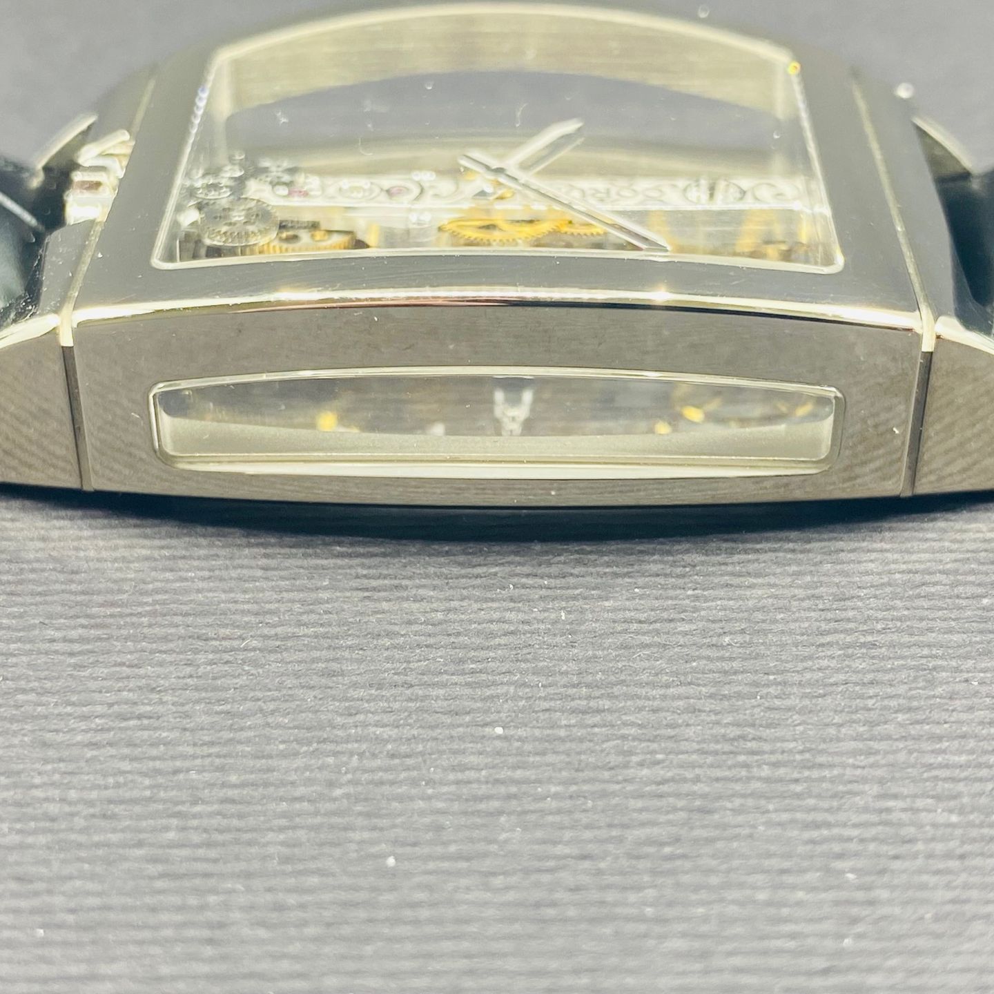 Corum Golden Bridge B113/01042 - 113.160.59/0001 0000 - (6/8)