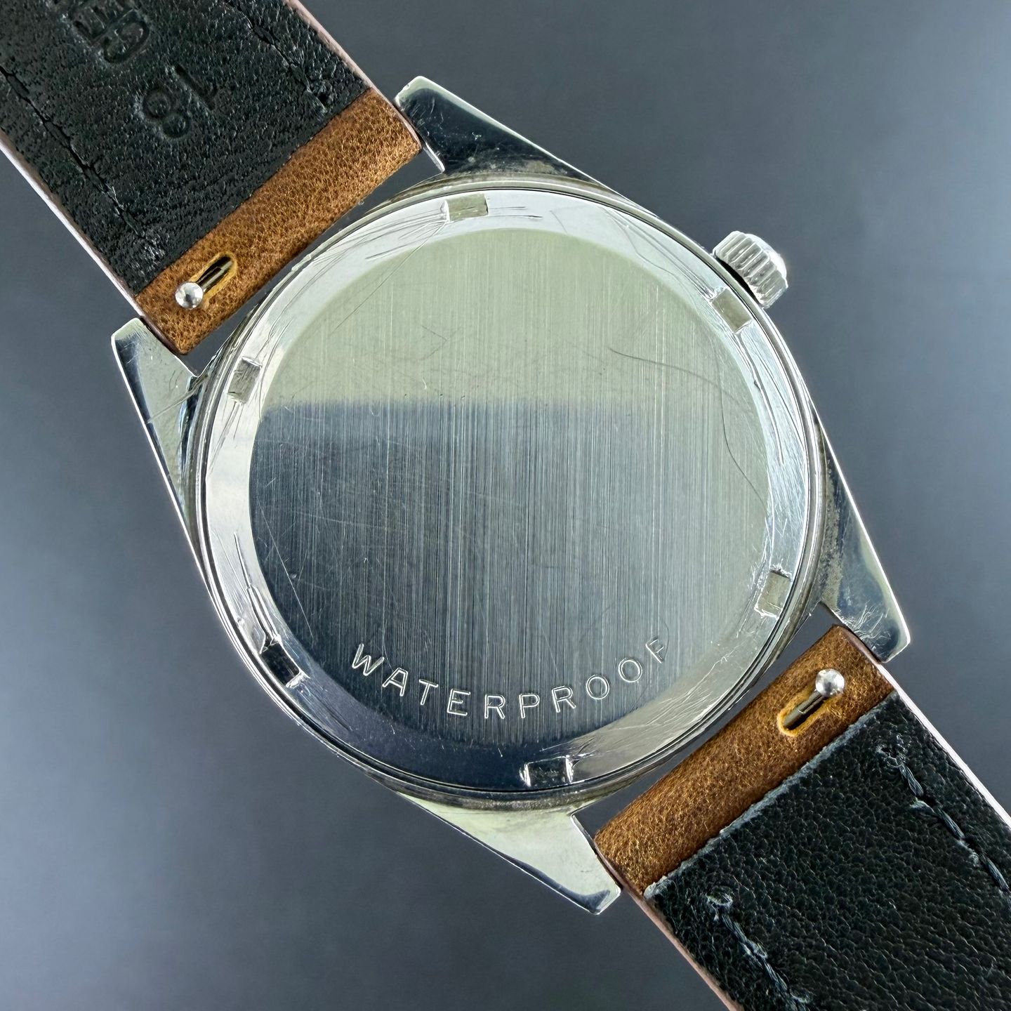 Omega Genève 136.041 - (3/8)