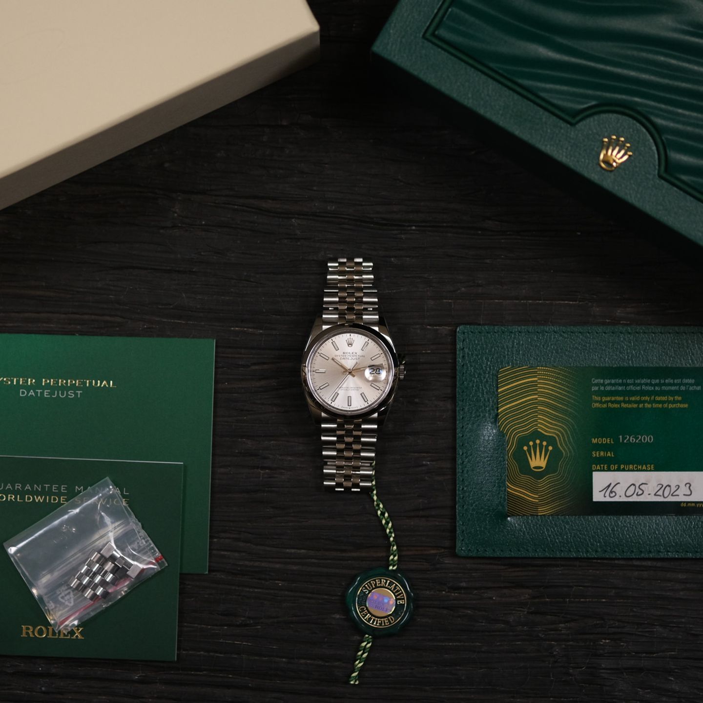 Rolex Datejust 36 126200 (2023) - Zilver wijzerplaat 36mm Staal (2/8)