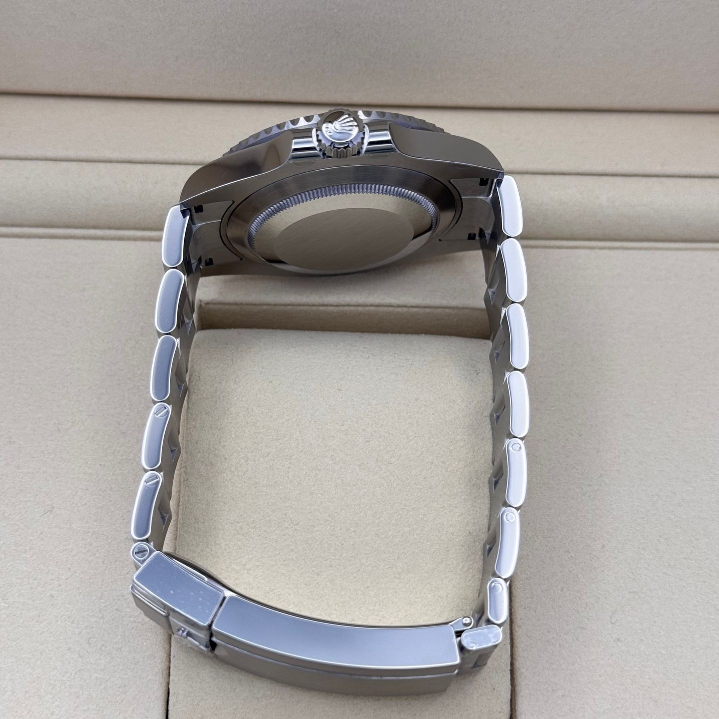 Rolex Submariner Date 126610LV - (7/8)