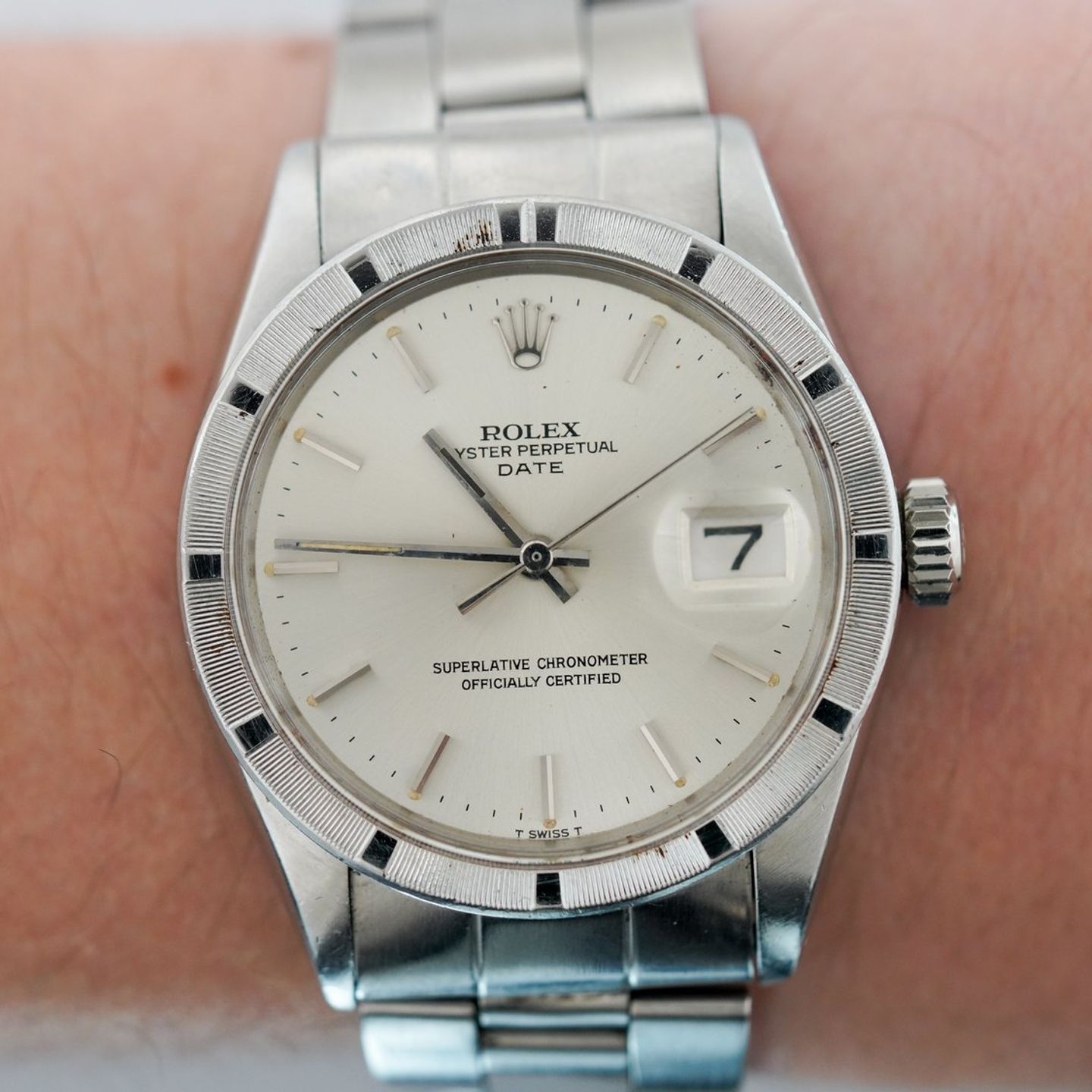 Rolex Oyster Perpetual Date 1501 (1972) - White dial 34 mm Steel case (2/8)