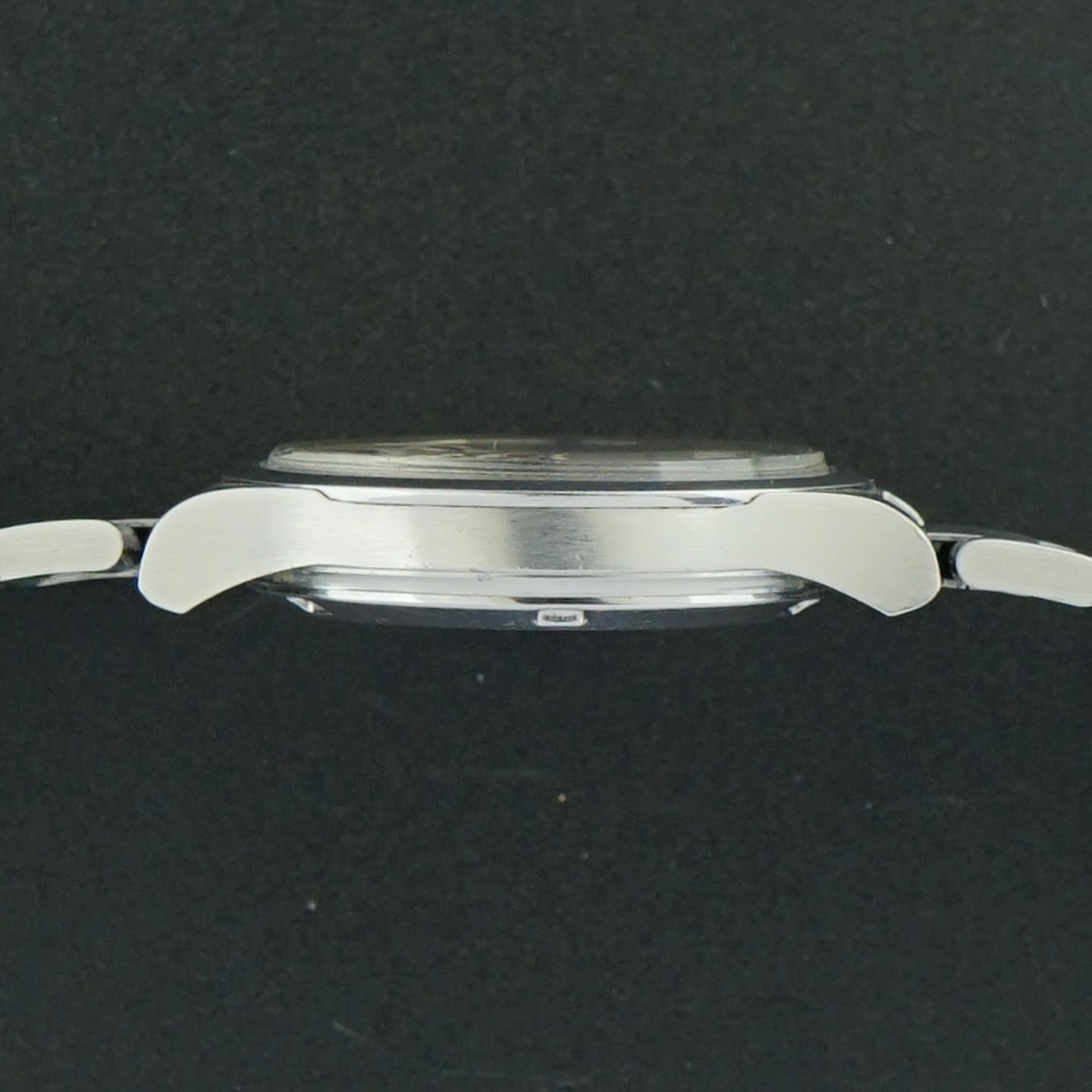 Omega Genève 166.0173 - (5/8)