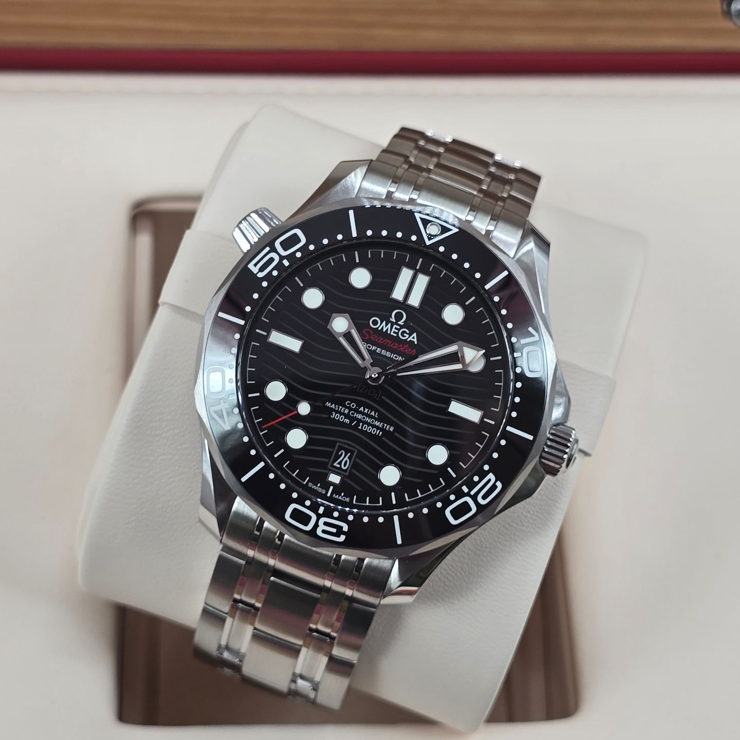 Omega Seamaster Diver 300 M 210.30.42.20.01.001 - (2/8)