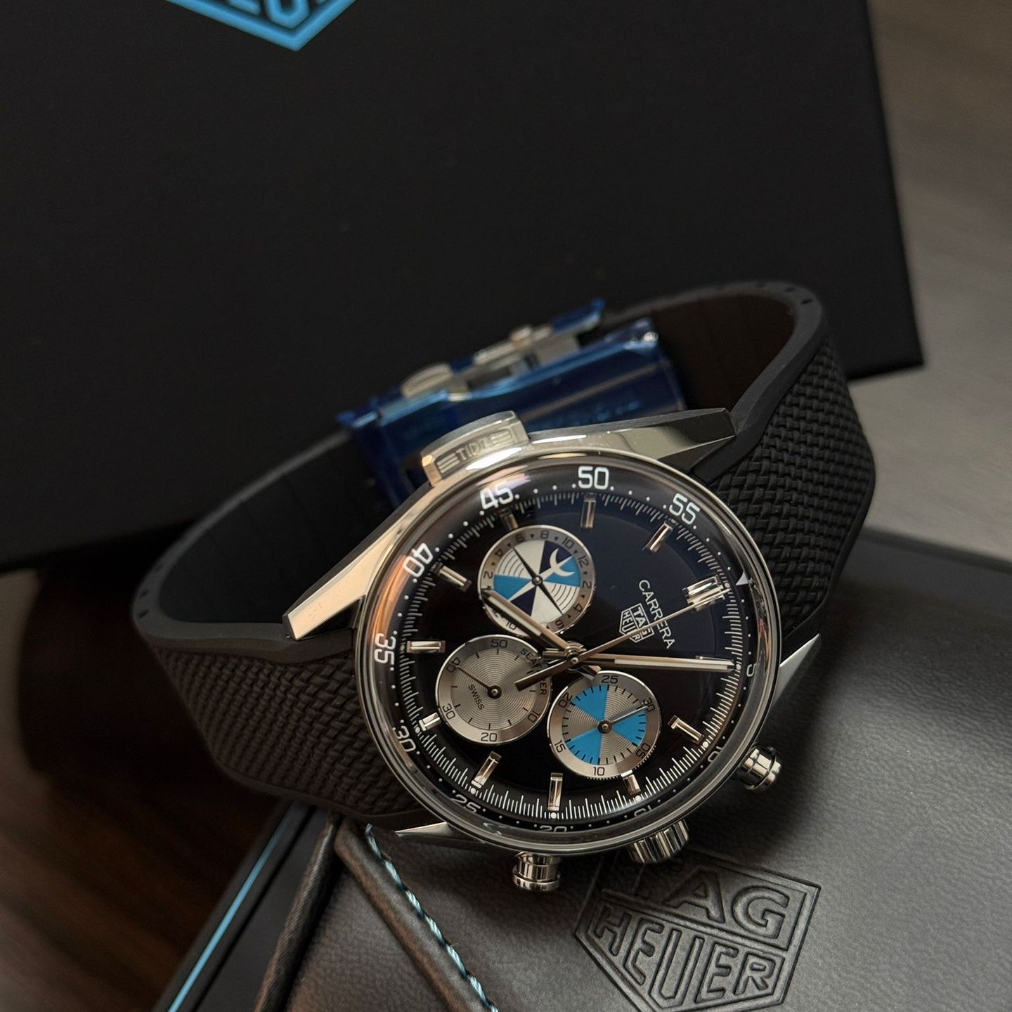 TAG Heuer Carrera CBS2014.FT6293 - (1/8)