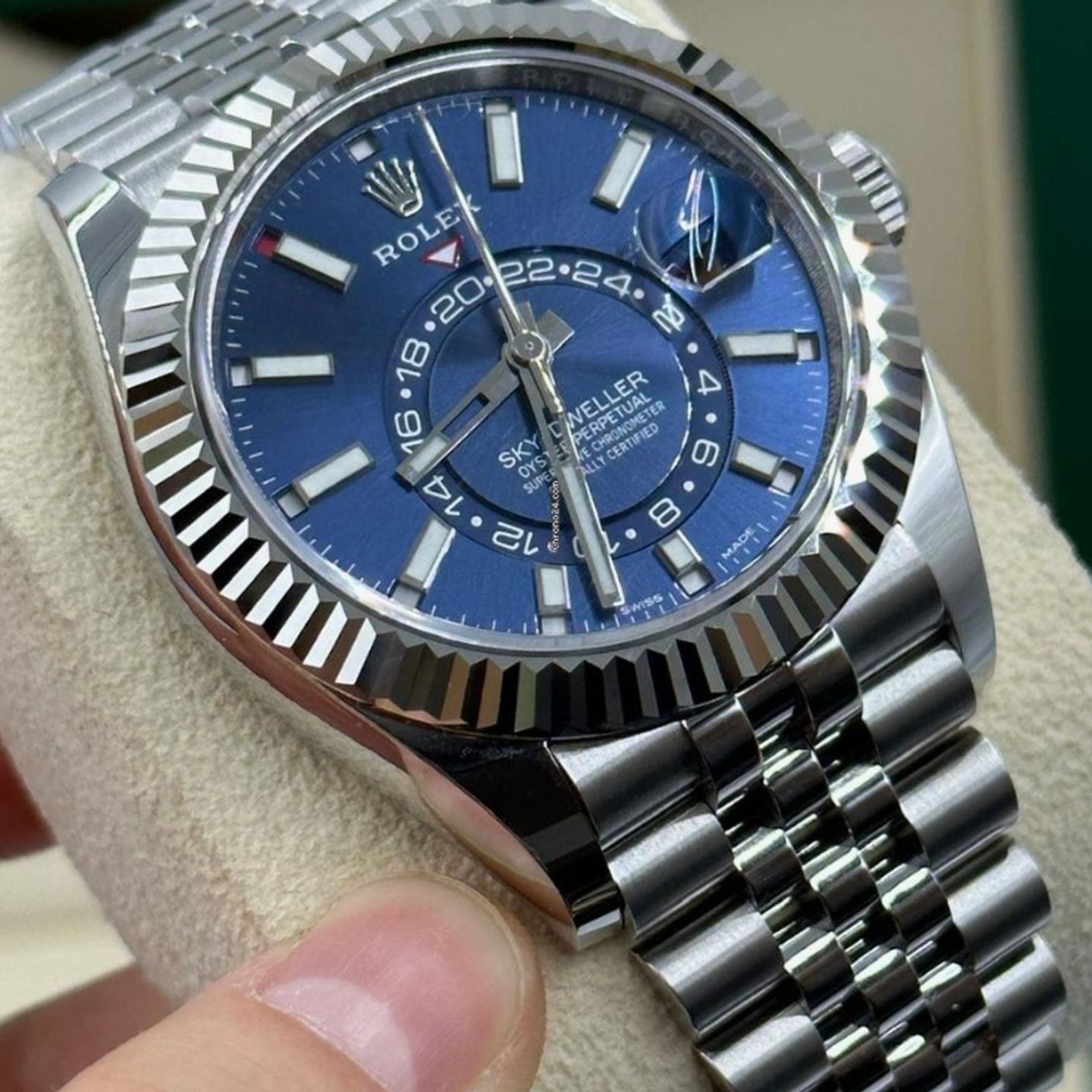 Rolex Sky-Dweller 326934 - (5/5)