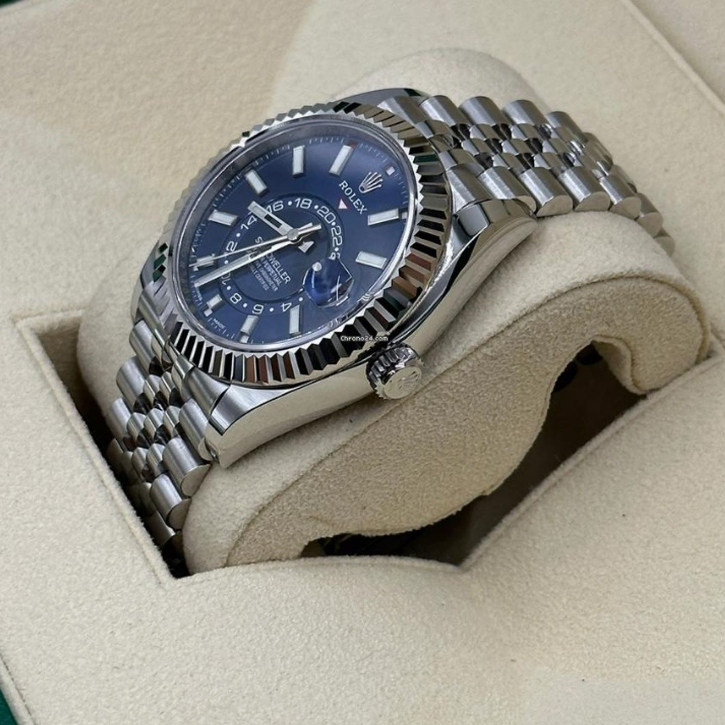 Rolex Sky-Dweller 326934 - (2/5)
