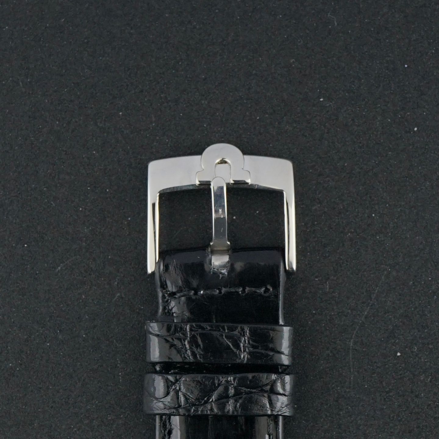 Omega Genève 136.041 - (8/8)