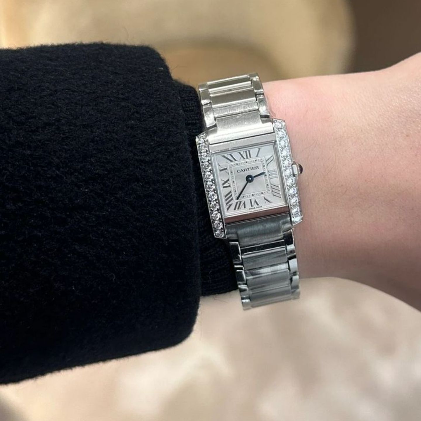 Cartier Tank Française W4TA0029 (2025) - Silver dial 26 mm Steel case (2/4)