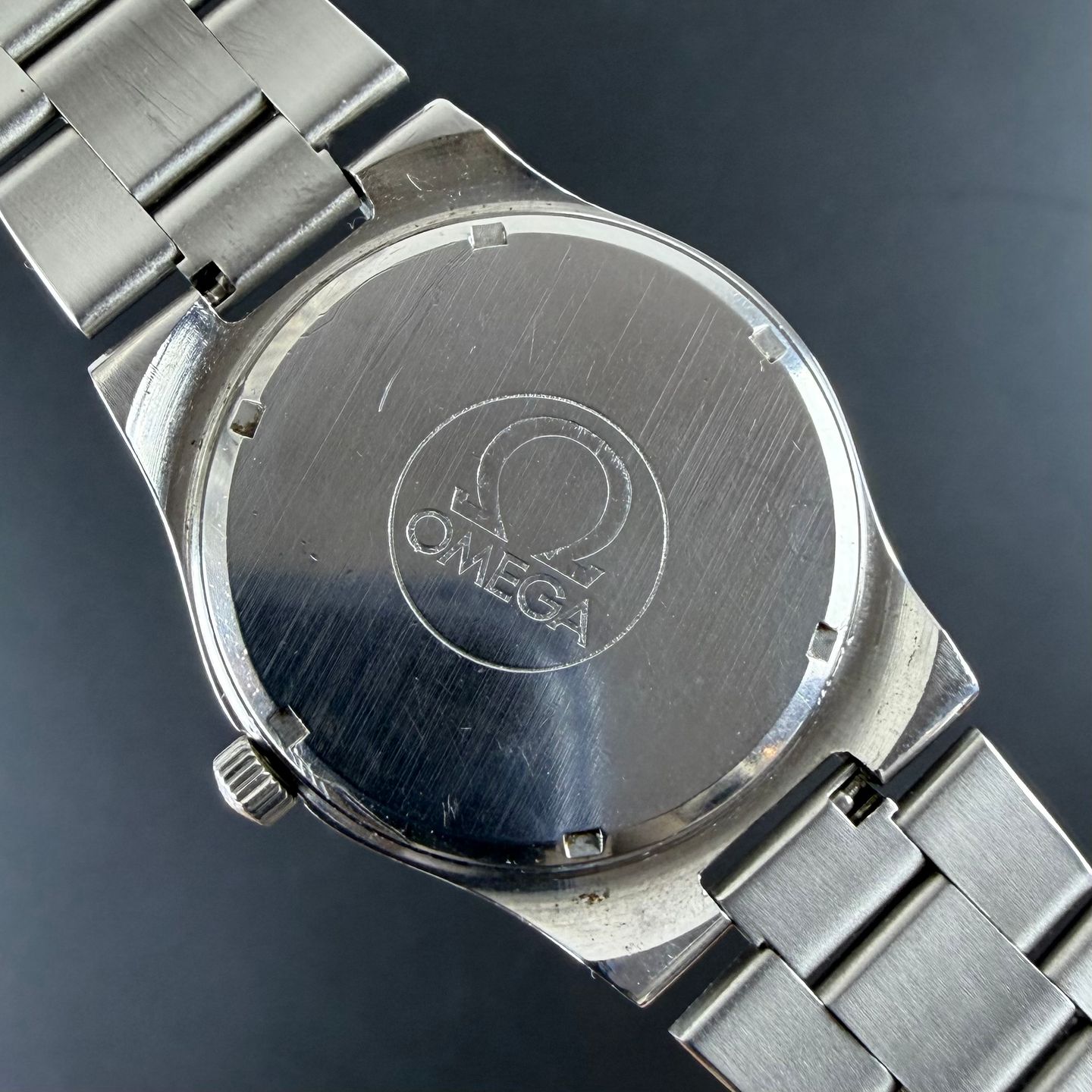 Omega Genève 136.0103 - (3/8)