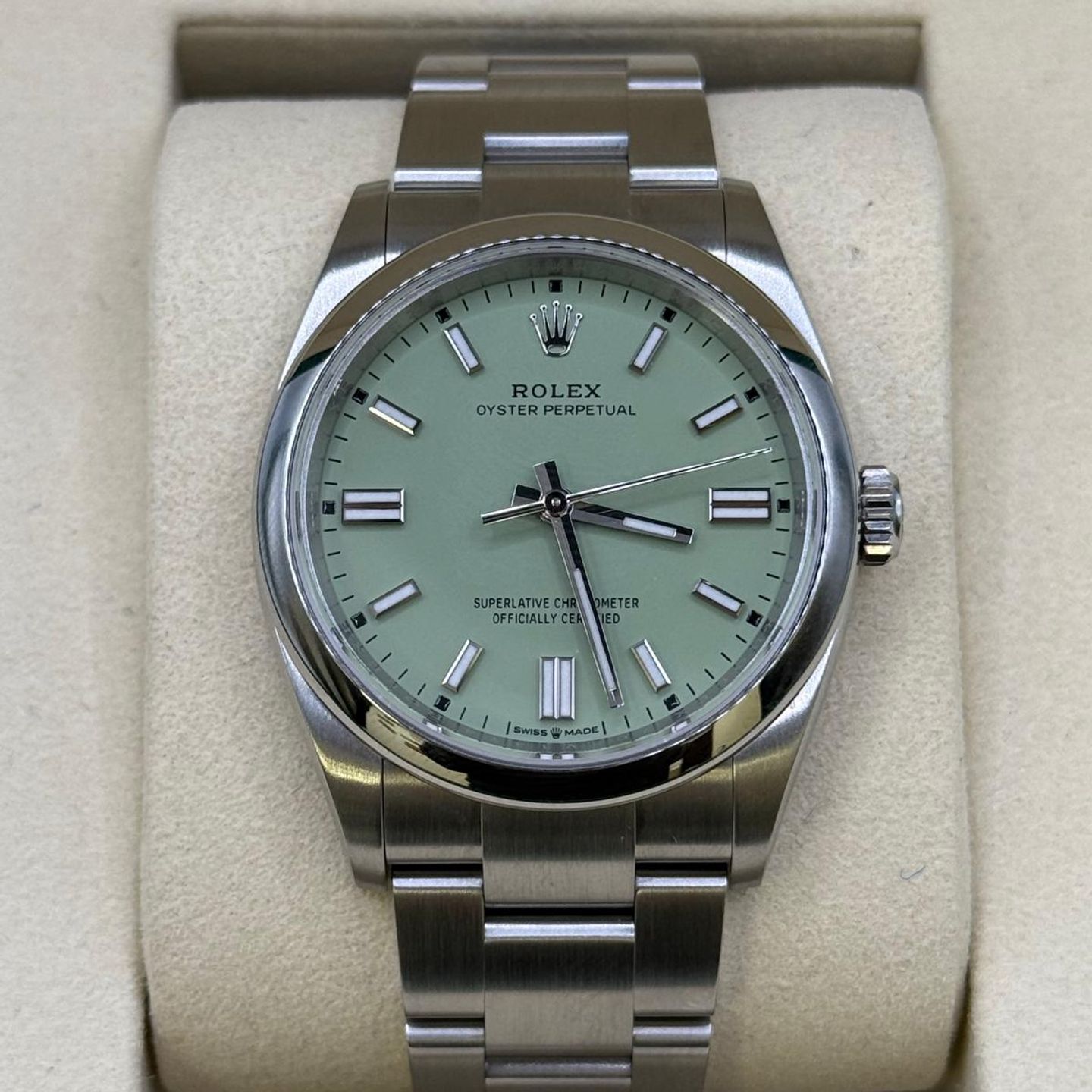 Rolex Oyster Perpetual 36 126000 (2025) - Green dial 36 mm Steel case (1/1)