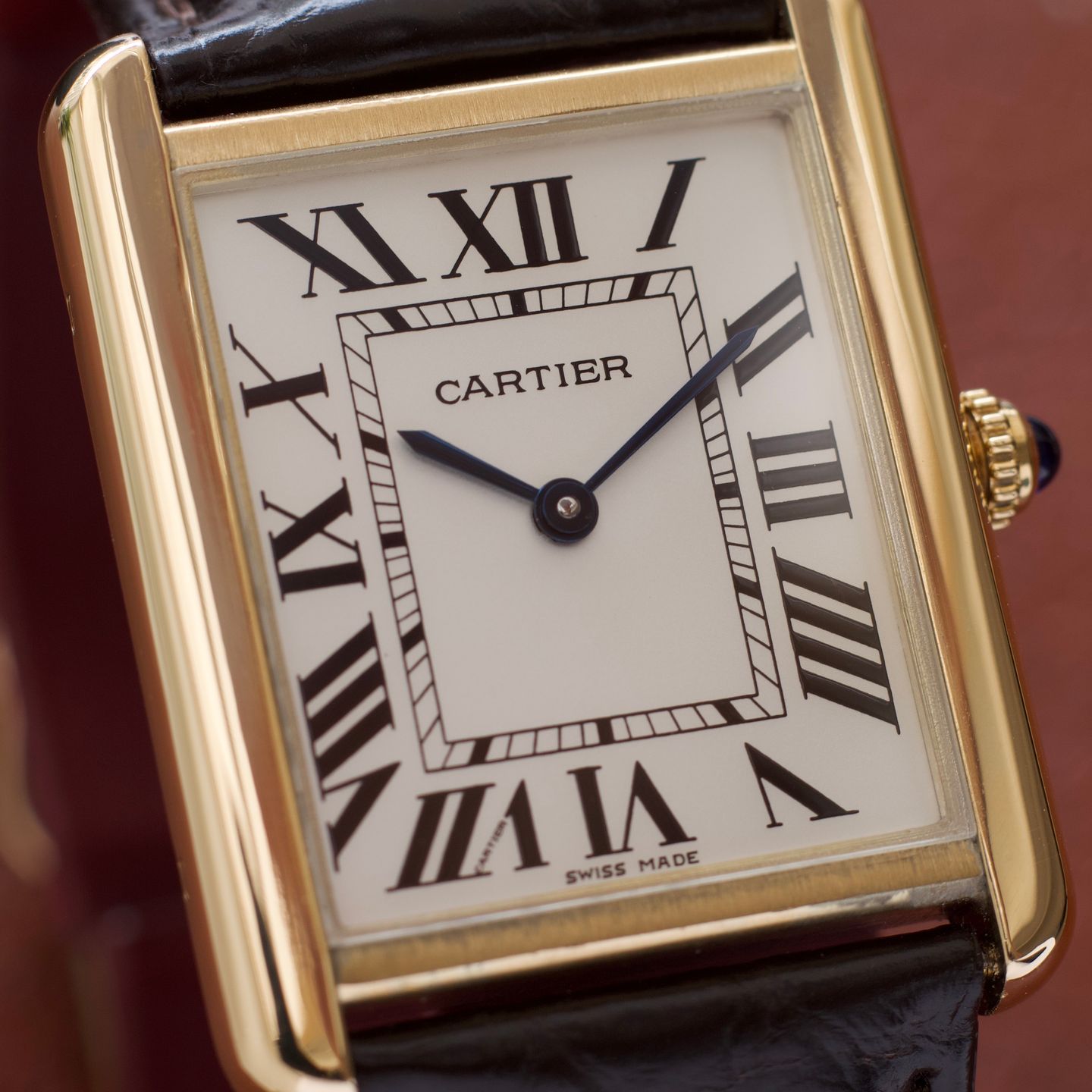 Cartier Tank Solo 3167 (2019) - Zilver wijzerplaat 27mm Geelgoud (2/8)