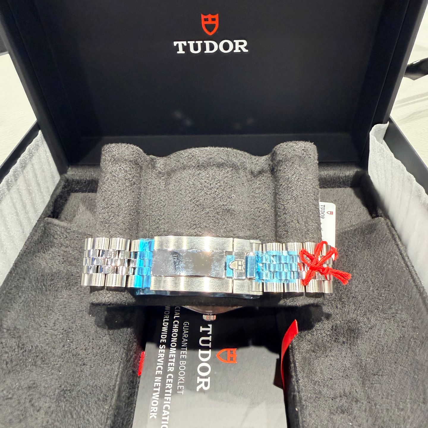 Tudor Black Bay 54 79000 (2025) - Turquoise dial 37 mm Steel case (2/4)