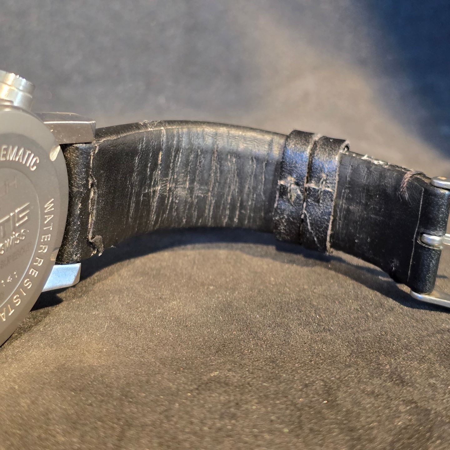 Fortis Unknown 62.5.22.31 (2024) - Black dial 40 mm Steel case (8/8)