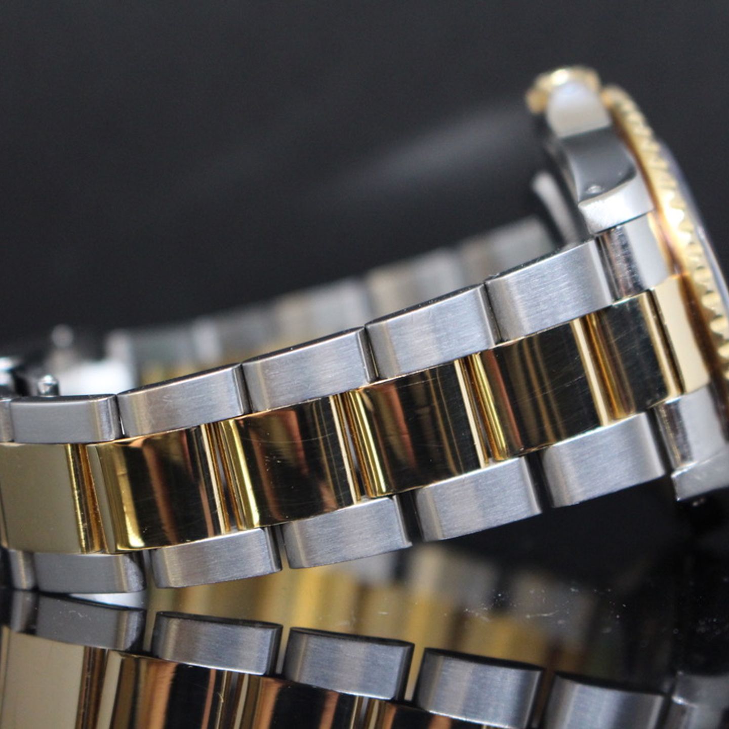 Rolex GMT-Master II 16713 (1994) - Black dial 40 mm Gold/Steel case (6/7)