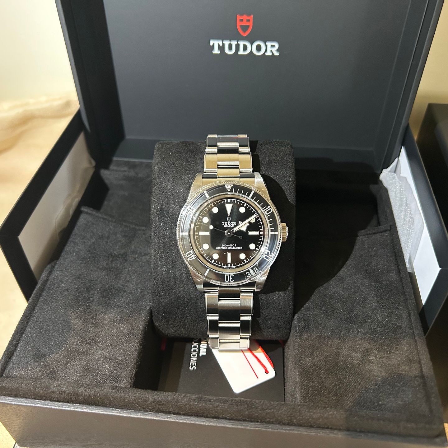 Tudor Black Bay 7941A1A0NU (2024) - Black dial 41 mm Steel case (6/8)