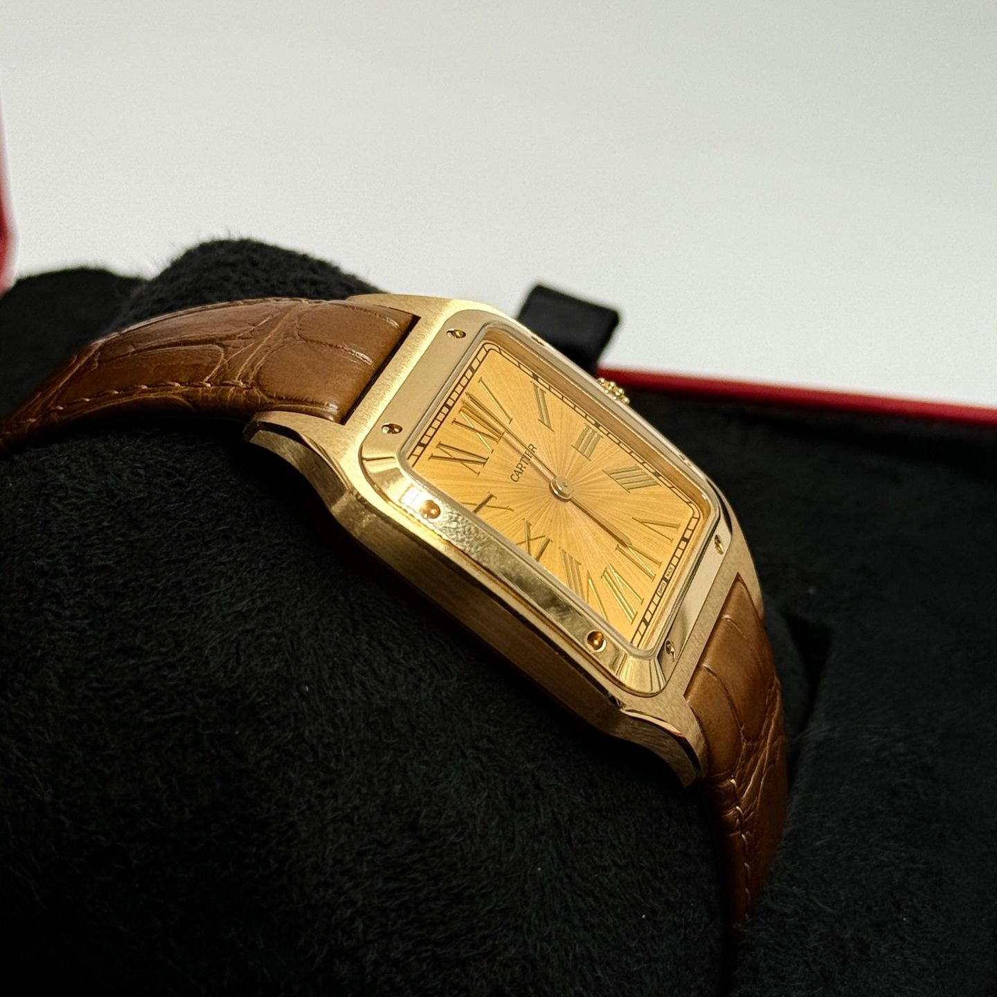 Cartier Santos Dumont WGSA0111 (2024) - Gold dial 34 mm Yellow Gold case (3/8)