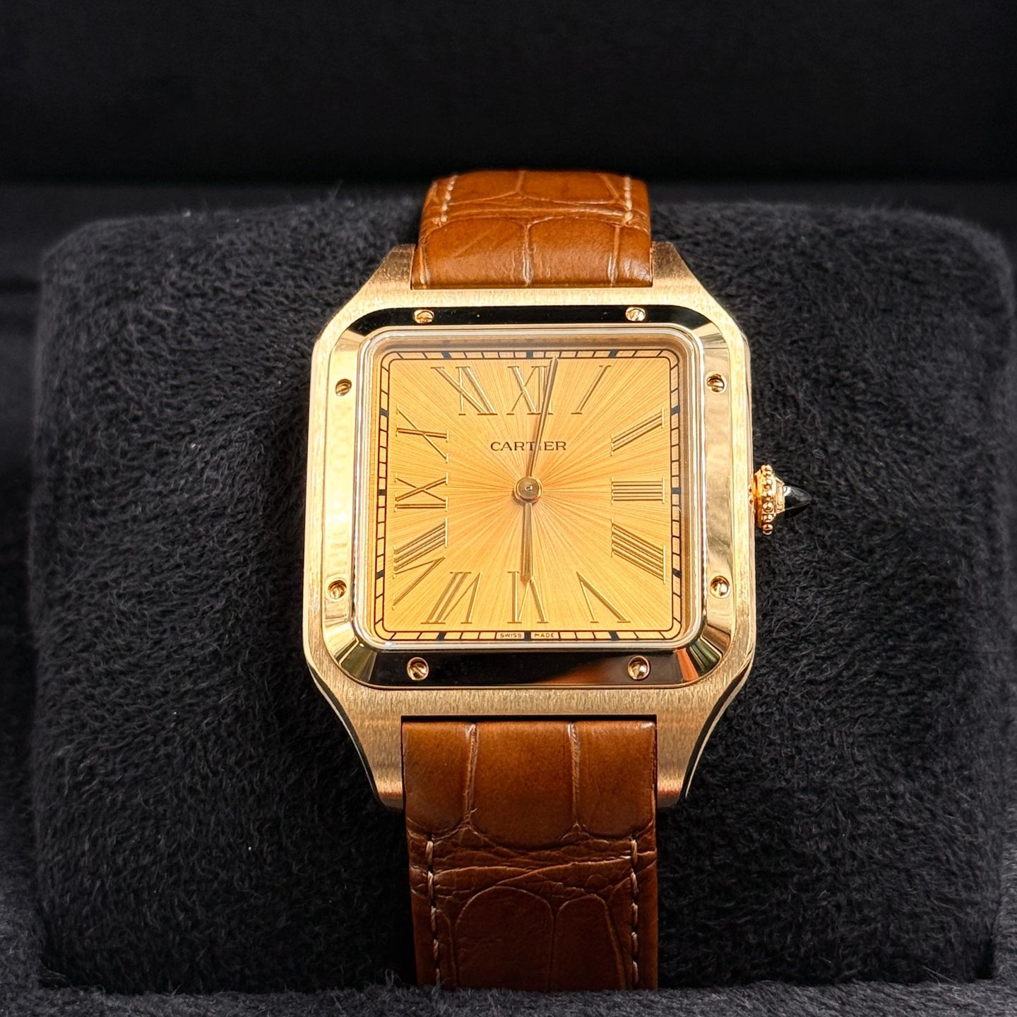 Cartier Santos Dumont WGSA0111 (2024) - Gold dial 34 mm Yellow Gold case (2/8)