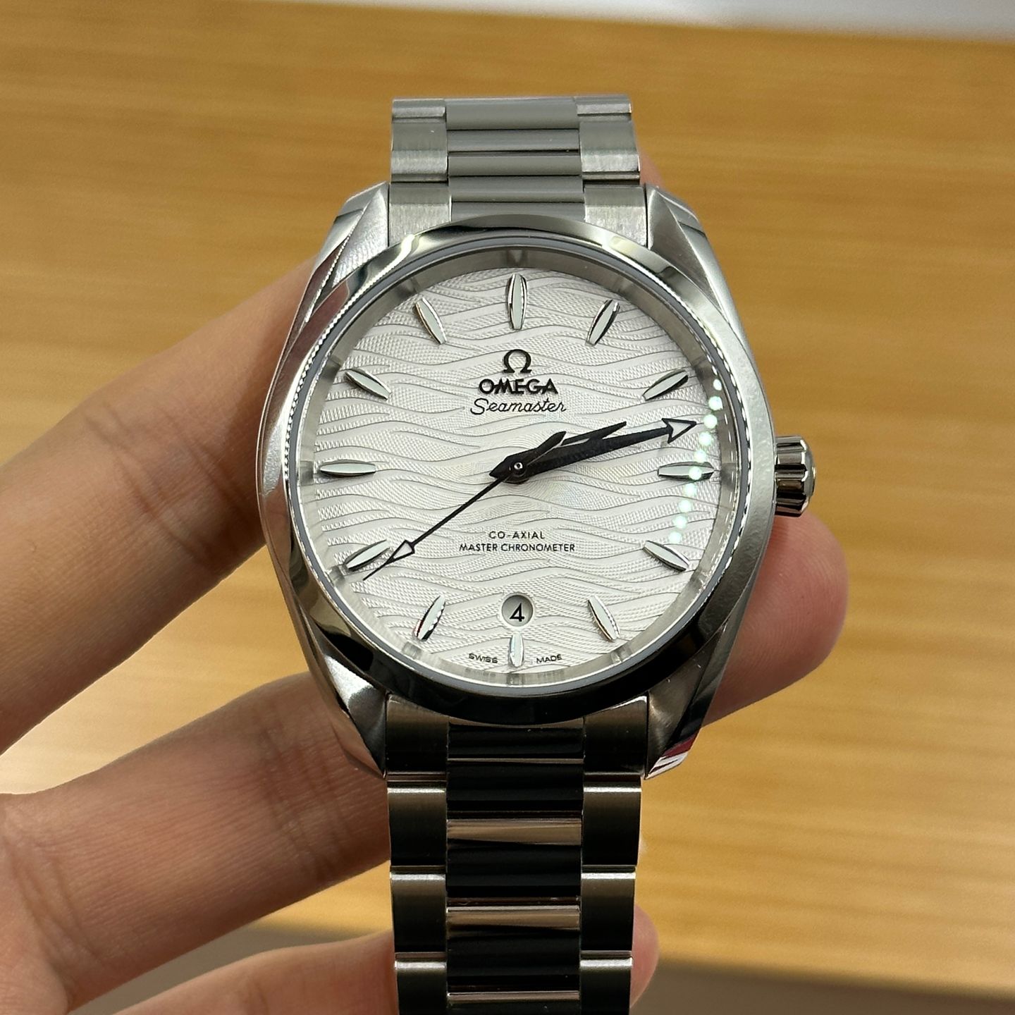 Omega Seamaster Aqua Terra 220.10.38.20.02.003 (2024) - Zilver wijzerplaat 38mm Staal (4/8)