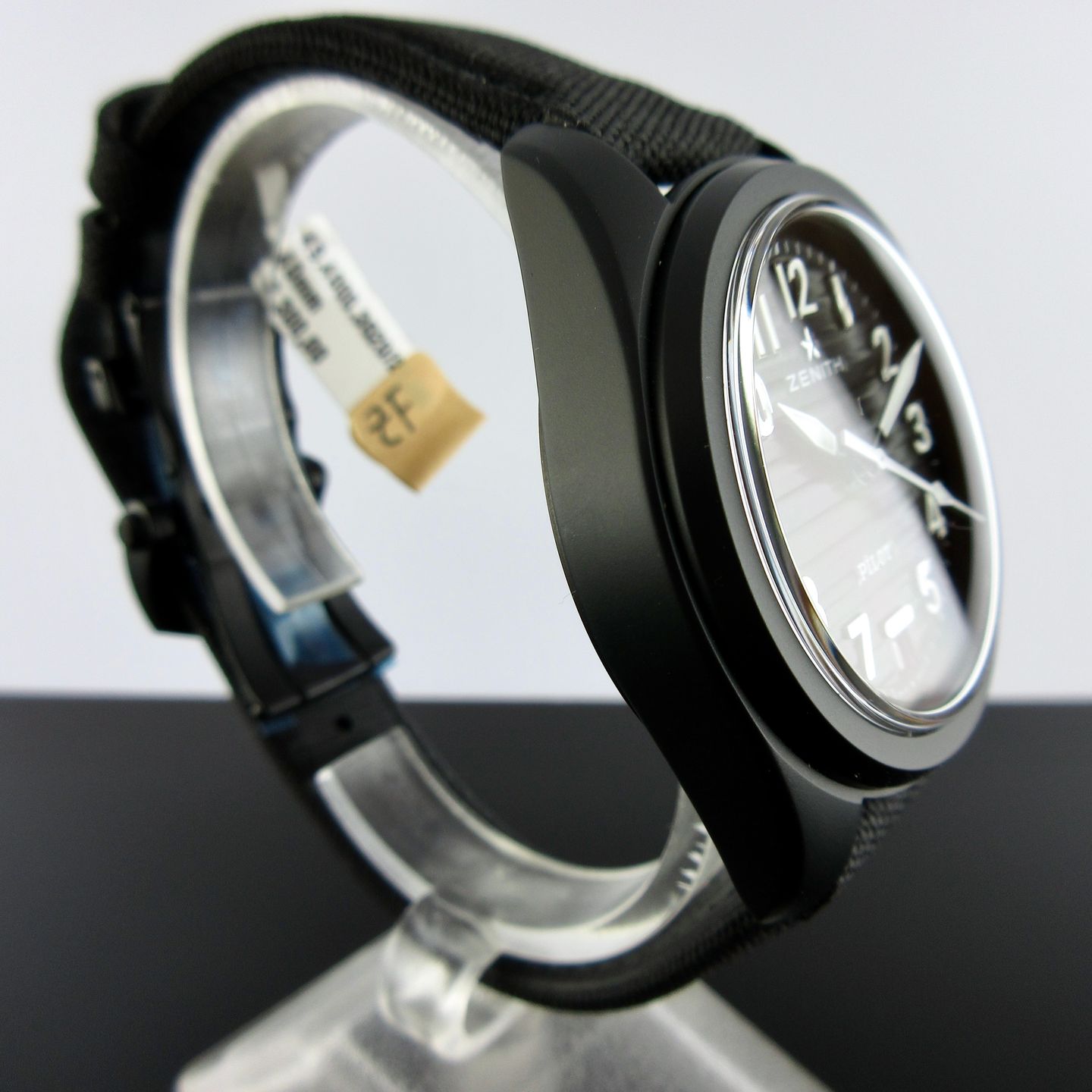 Zenith Pilot 49.4000.3620/21.I001 (2025) - Black dial 40 mm Ceramic case (4/8)