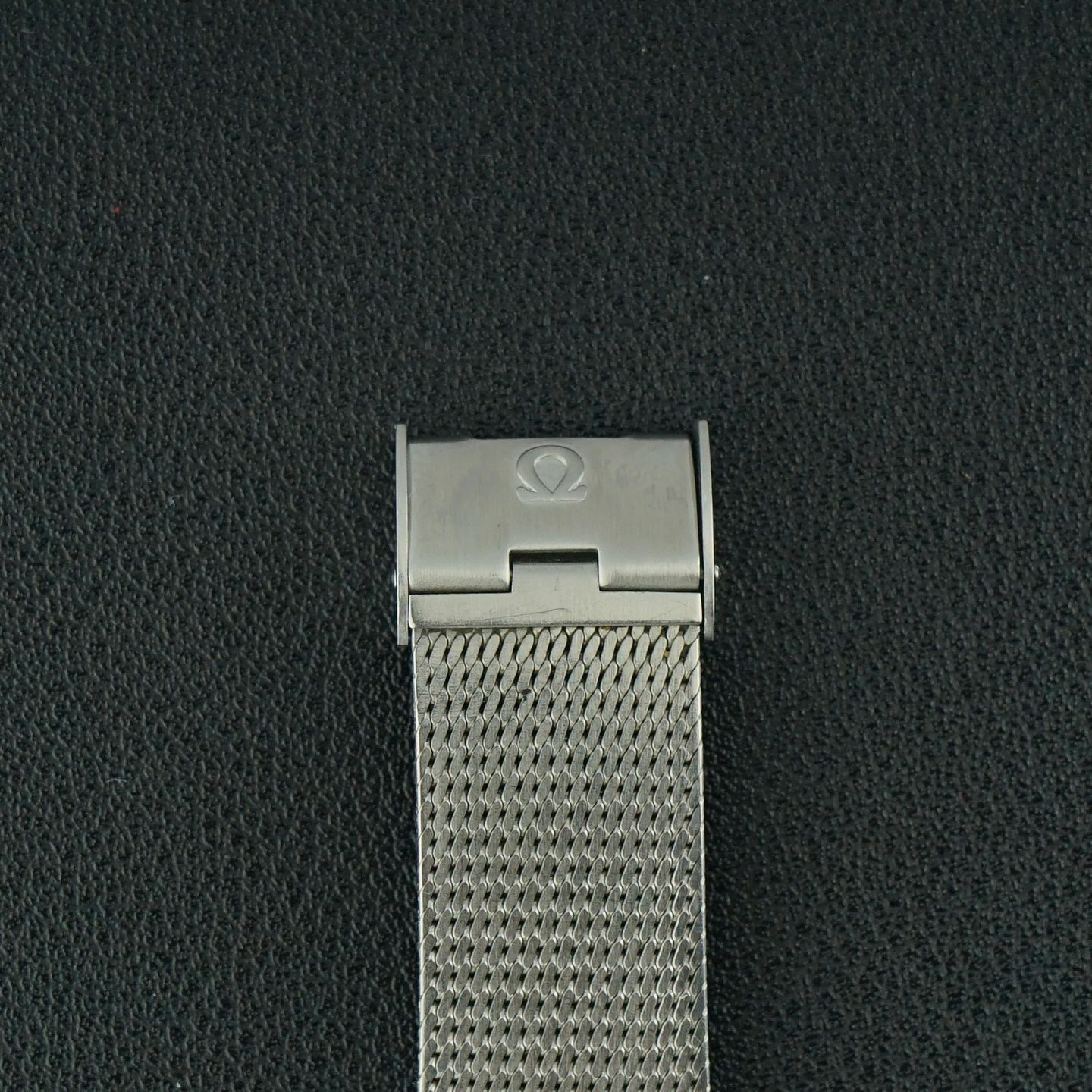 Omega Genève 166.0190 - (7/8)