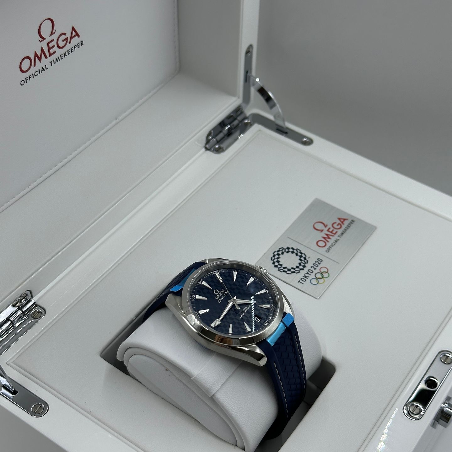 Omega Seamaster Aqua Terra 522.12.41.21.03.001 (2024) - Blue dial 41 mm Steel case (2/8)