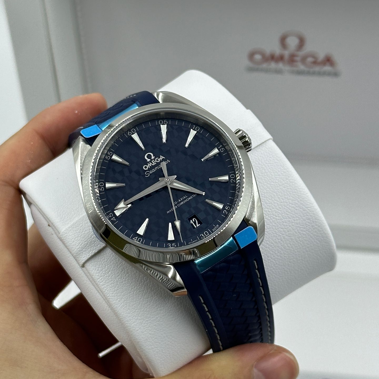 Omega Seamaster Aqua Terra 522.12.41.21.03.001 (2024) - Blue dial 41 mm Steel case (5/8)