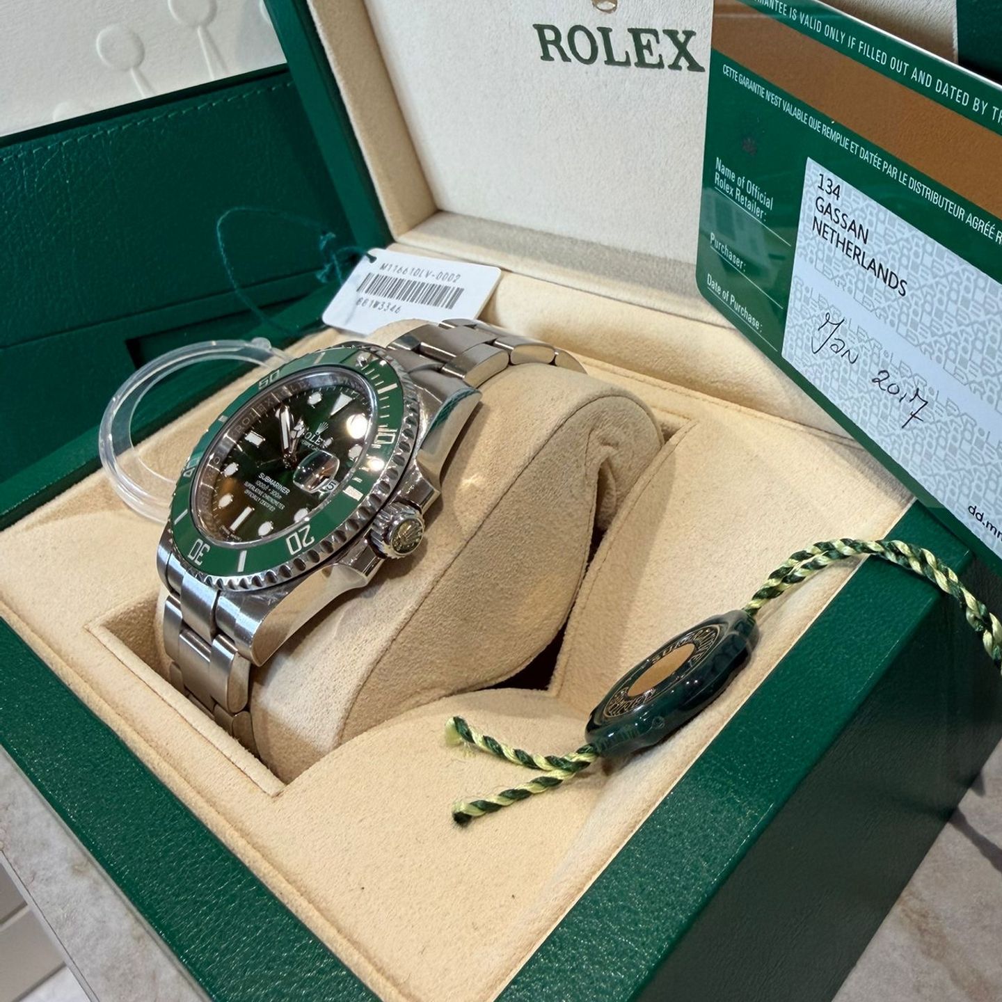 Rolex Submariner Date 116610LV - (4/5)