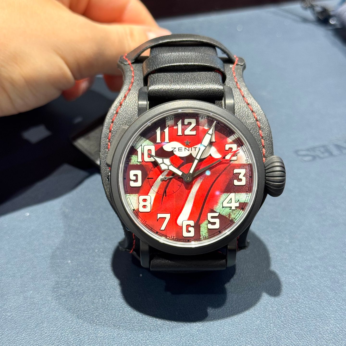 Zenith Pilot Type 20 GMT 96.2439.693/77.C809 (2025) - Red dial 48 mm Titanium case (1/1)