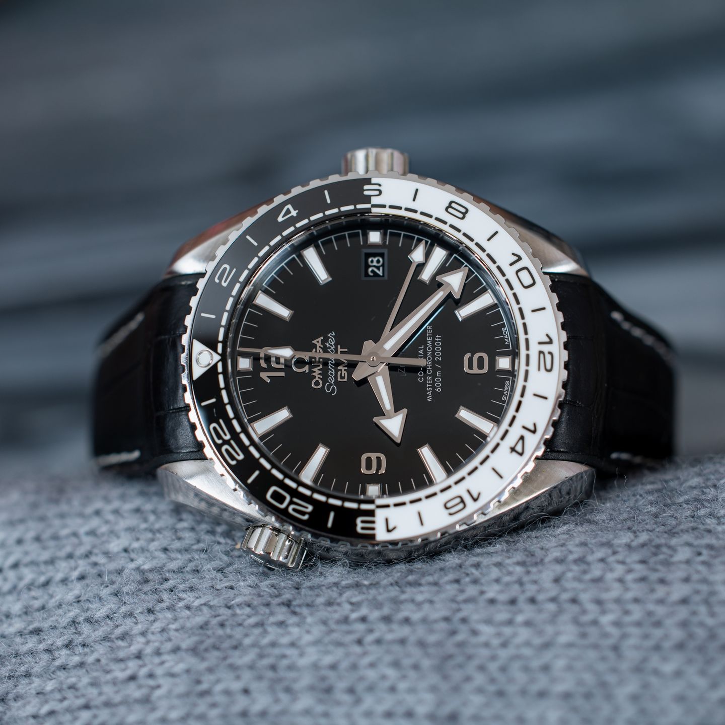 Omega Seamaster Planet Ocean 215.33.44.22.01.001 - (3/5)