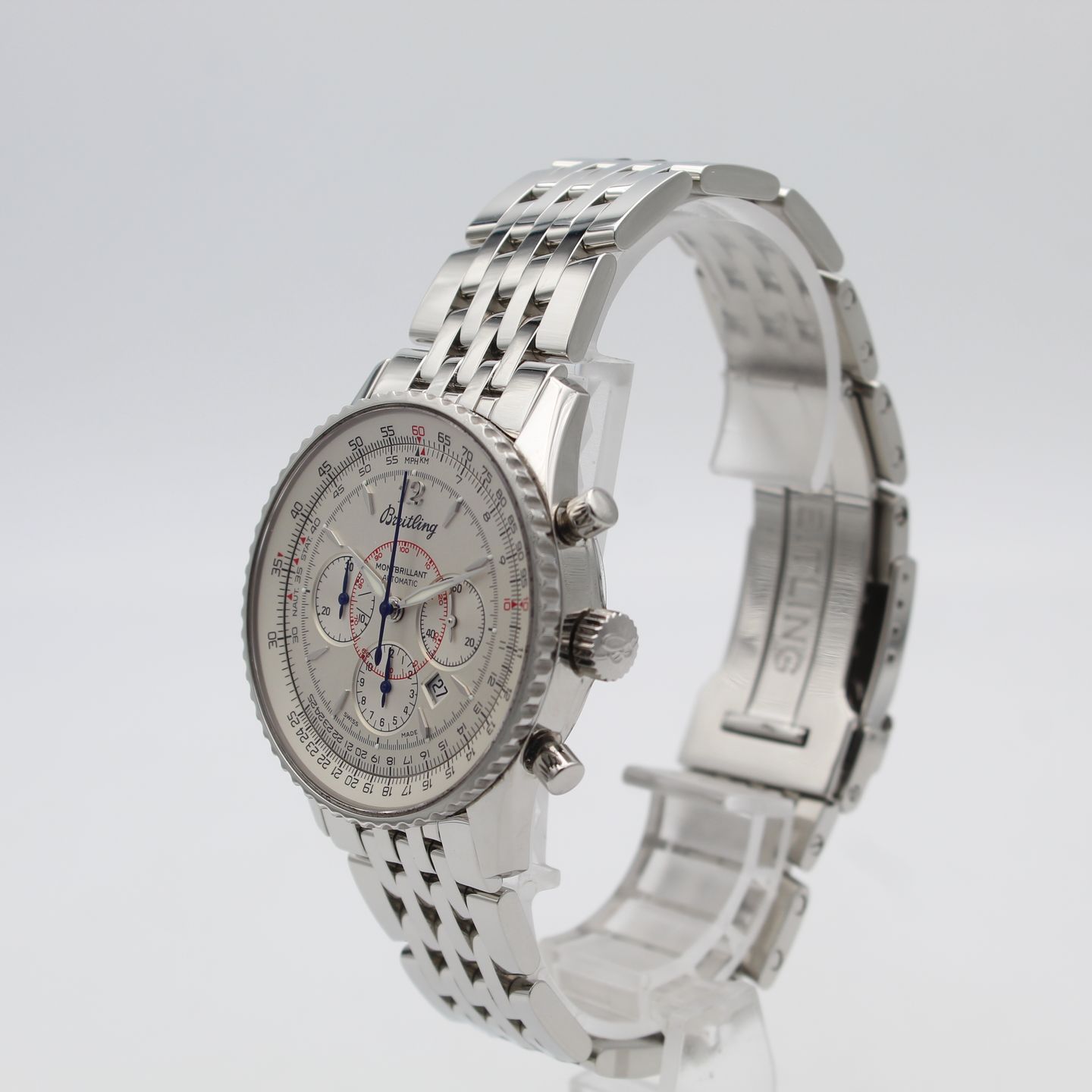 Breitling Montbrillant Datora A41370 (2019) - Silver dial 38 mm Steel case (2/8)
