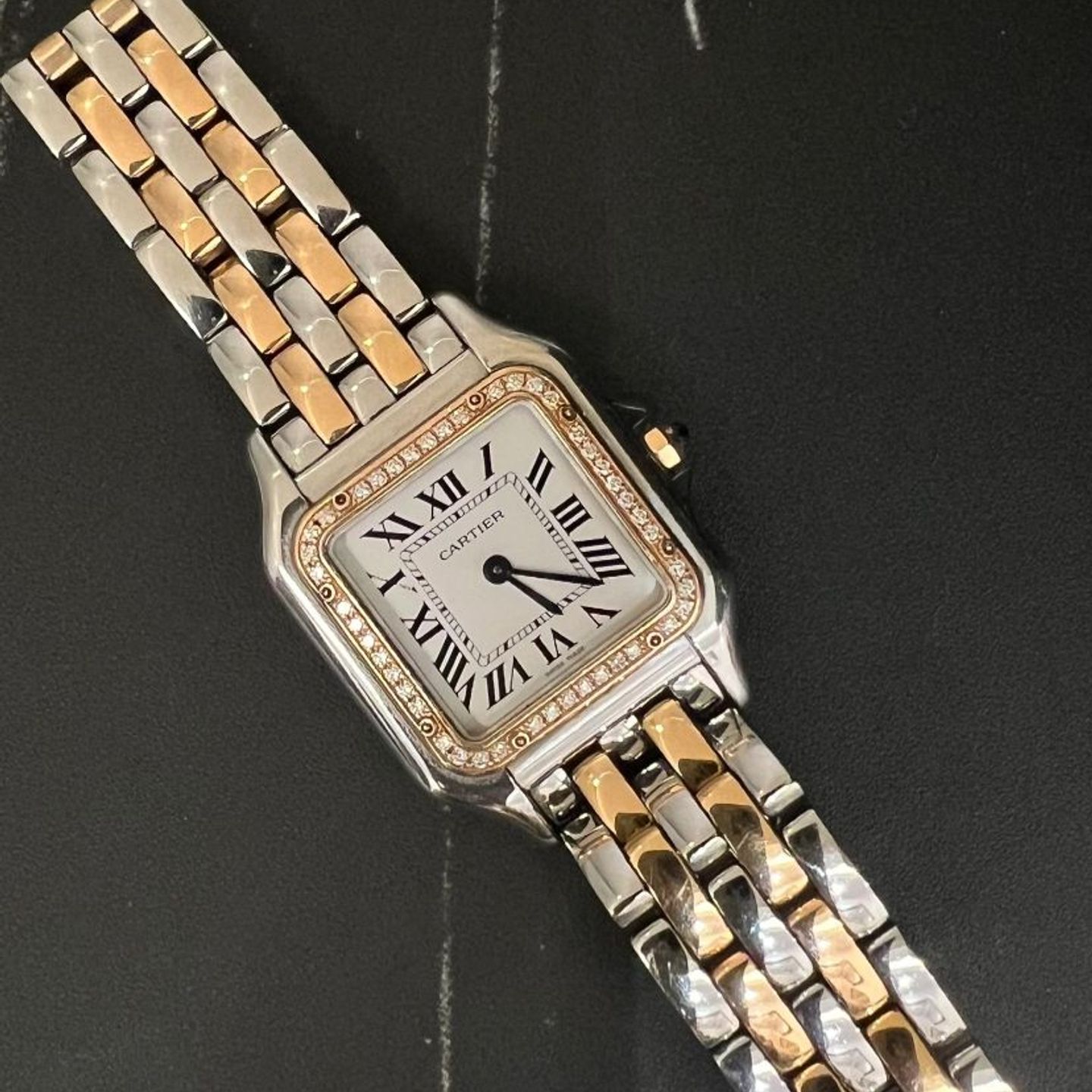 Cartier Panthère W3PN0015 (2025) - Zwart wijzerplaat 40mm Staal (4/4)