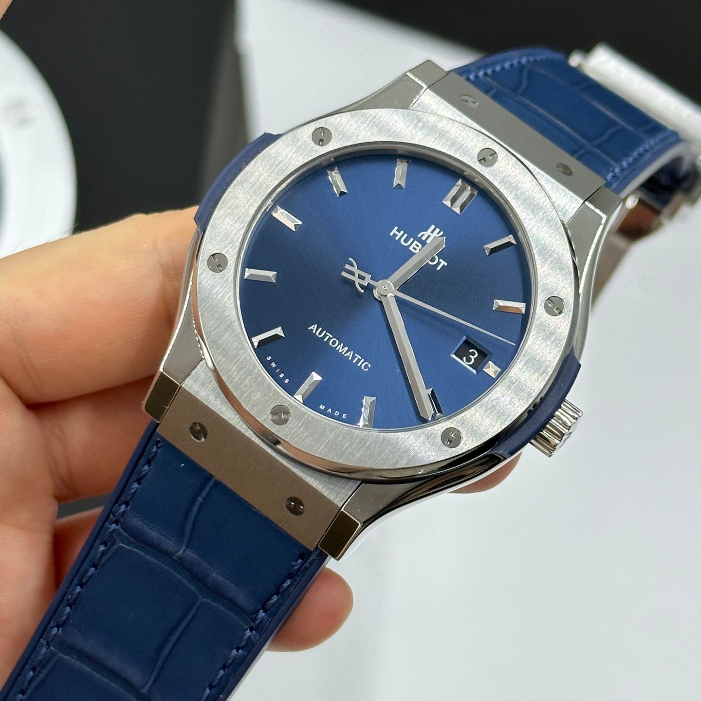 Hublot Classic Fusion Blue 511.NX.7170.LR - (8/8)