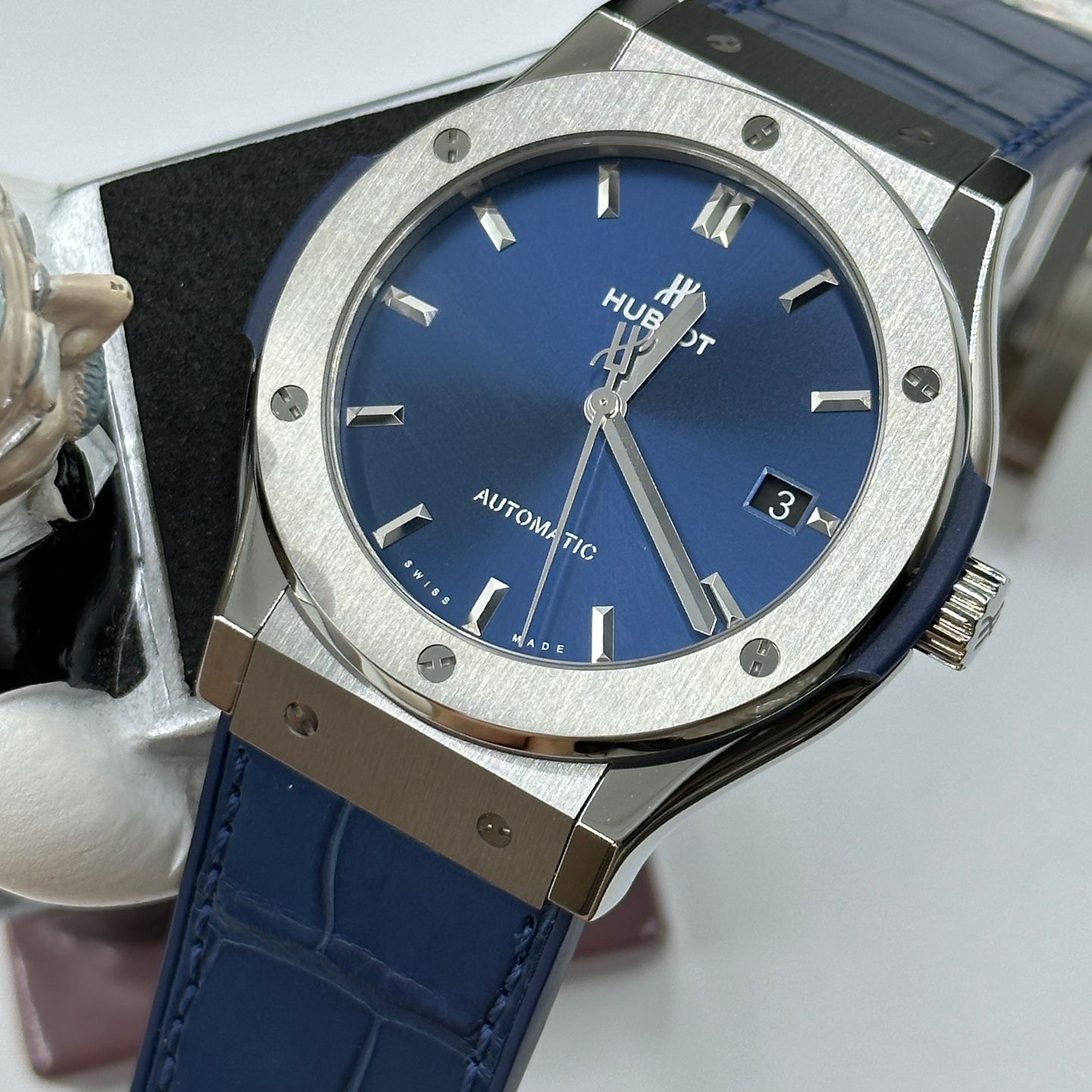 Hublot Classic Fusion Blue 511.NX.7170.LR - (1/8)