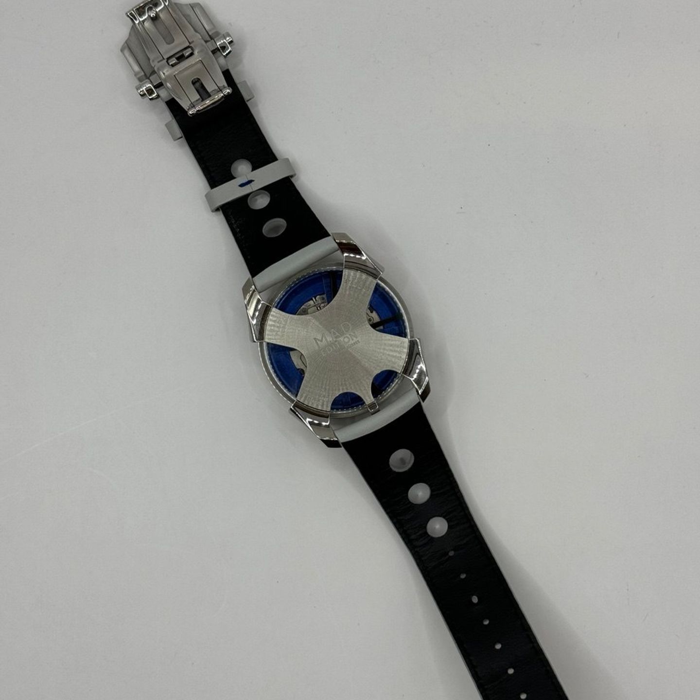 Mb&f M.A.D. Editions M.A.D.1 (2021) - Transparent dial 42 mm Steel case (3/8)