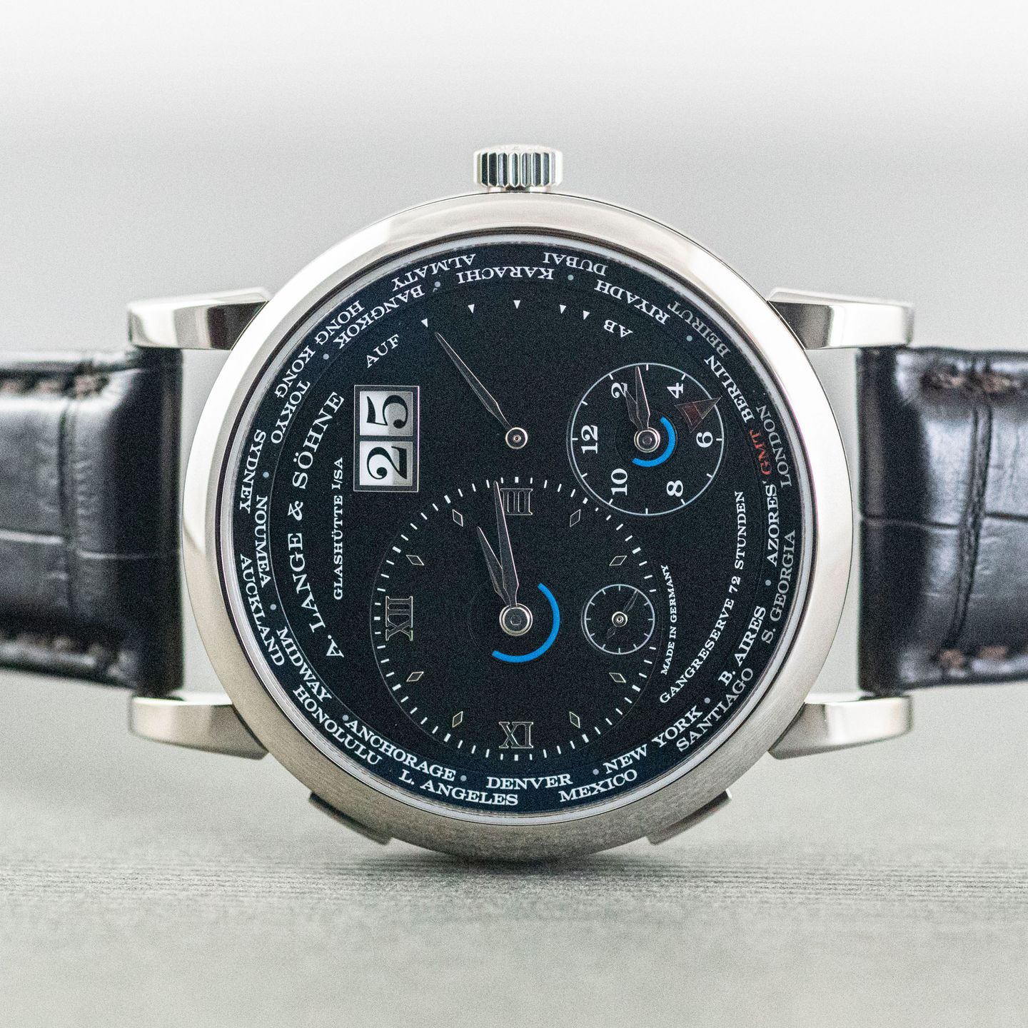 A. Lange & Söhne Lange 1 136.029 (2021) - Black dial 42 mm White Gold case (2/8)