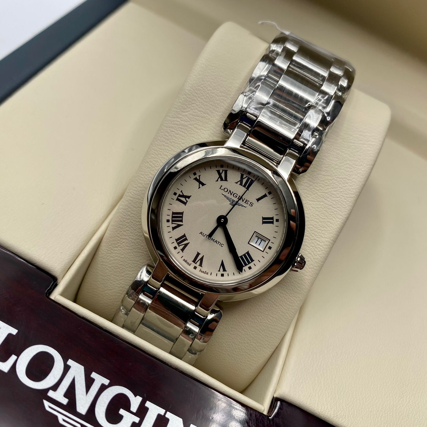Longines PrimaLuna L8.113.4.71.6 (2024) - Silver dial 30 mm Steel case (3/8)