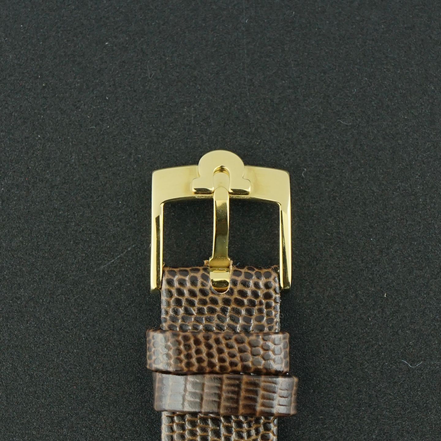 Omega Genève 136.0104 - (7/8)