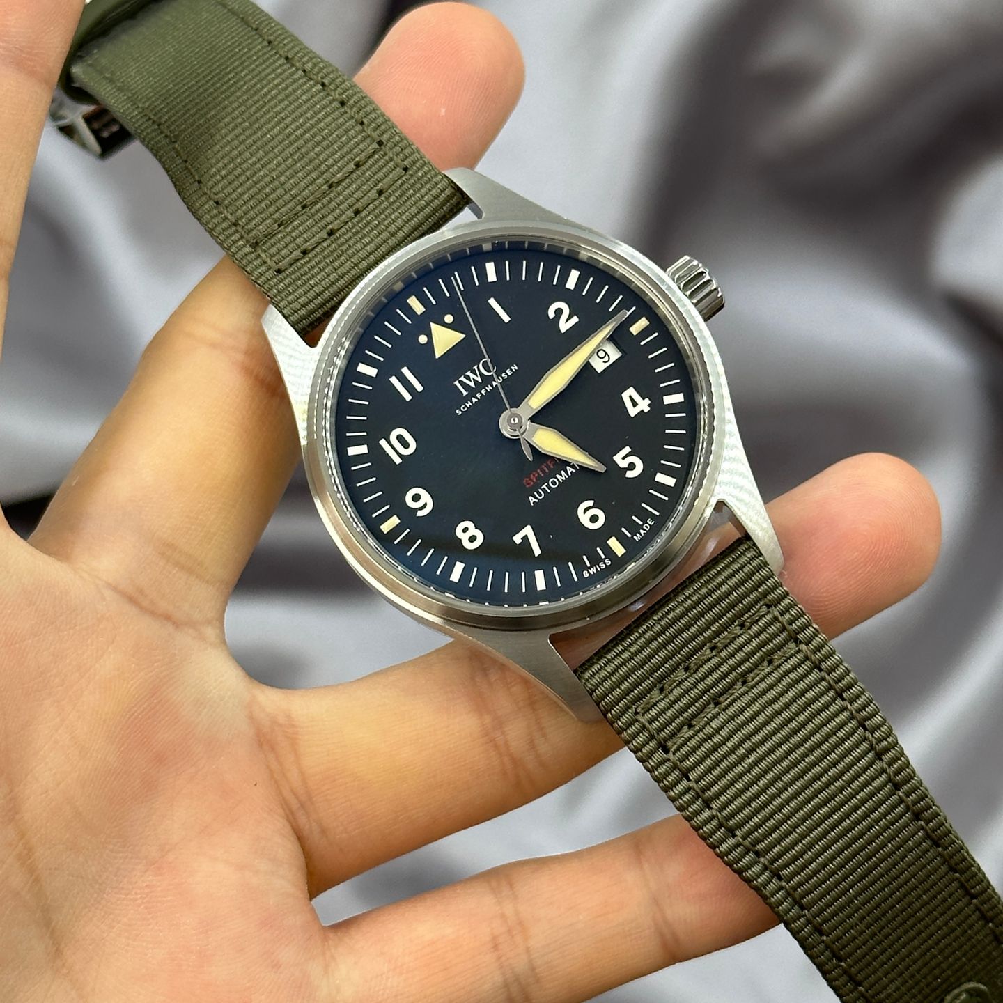 IWC Pilot IW326805 - (5/8)