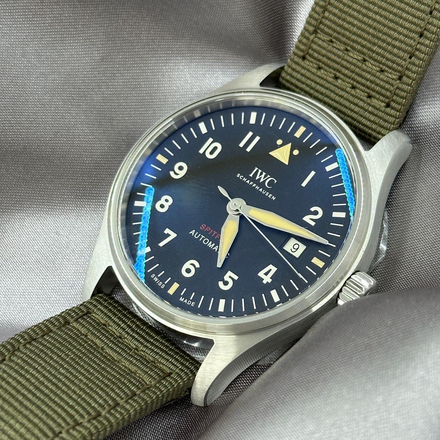 IWC Pilot IW326805 - (2/8)