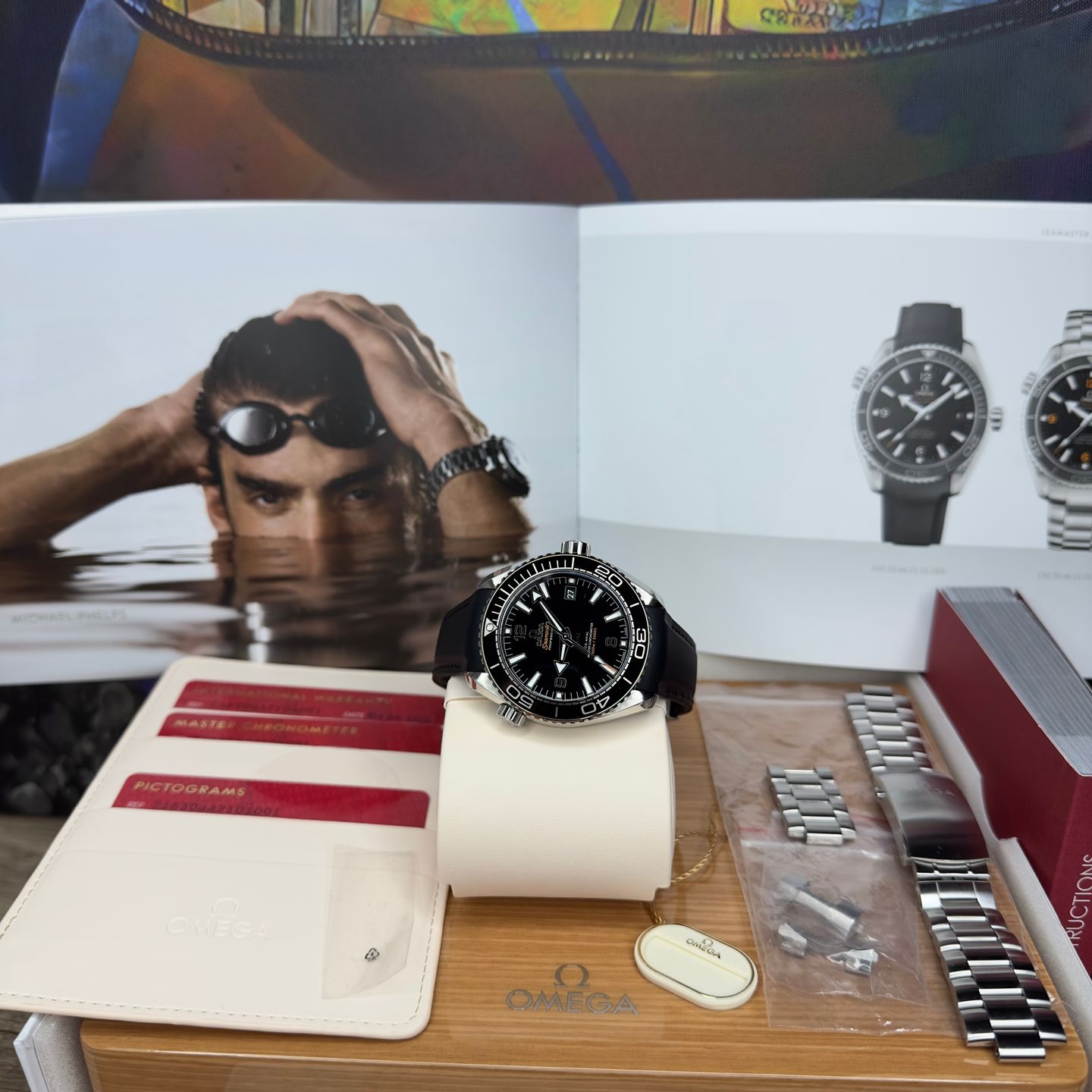 Omega Seamaster Planet Ocean 215.30.44.21.01.001 (2022) - Black dial 43 mm Steel case (8/8)