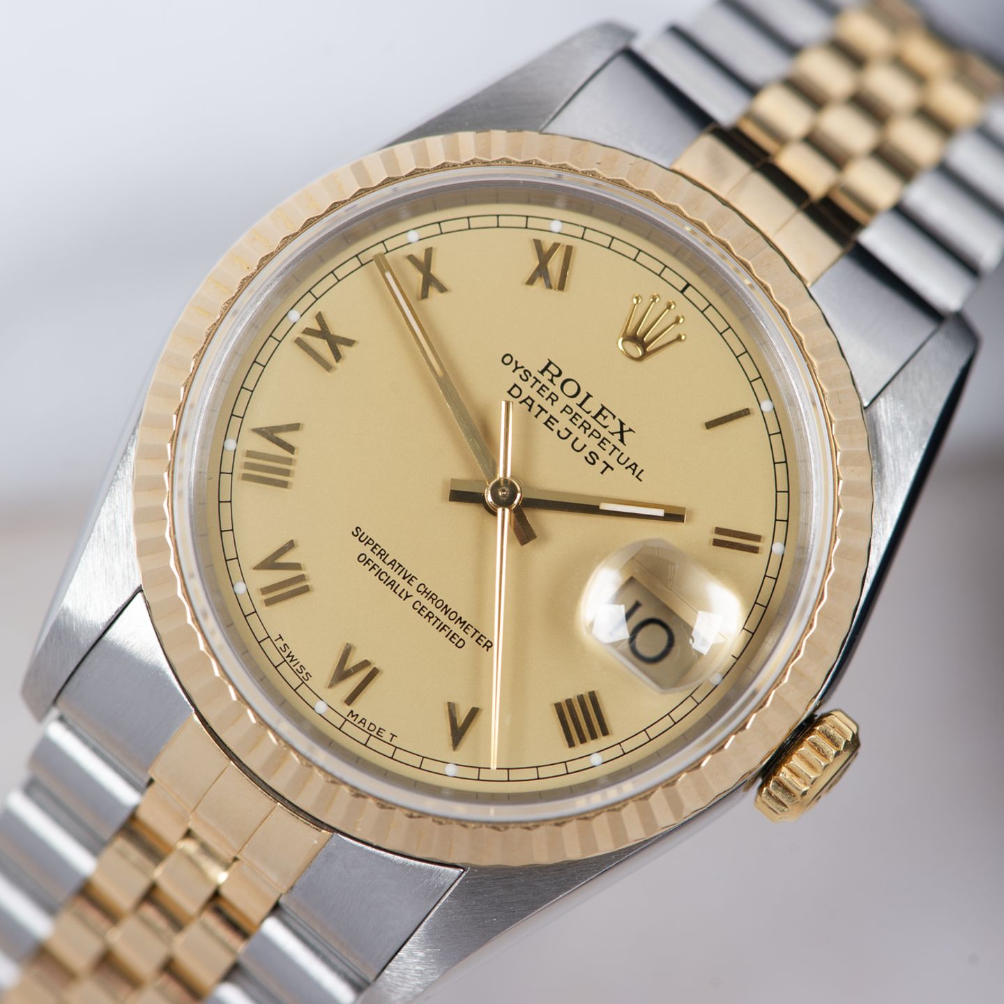 Rolex Datejust 36 16233 (1991) - Champagne dial 36 mm Gold/Steel case (1/8)