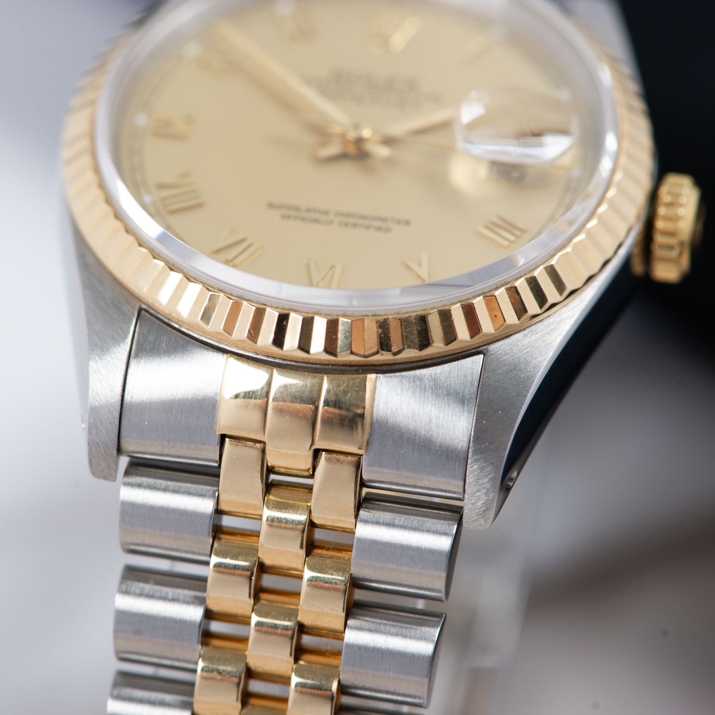 Rolex Datejust 36 16233 (1991) - Champagne dial 36 mm Gold/Steel case (5/8)