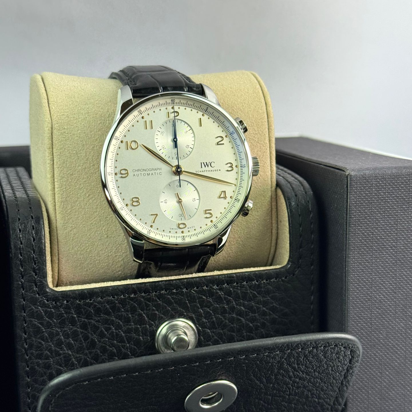 IWC Portuguese Chronograph IW371604 (2025) - Silver dial 41 mm Steel case (4/7)